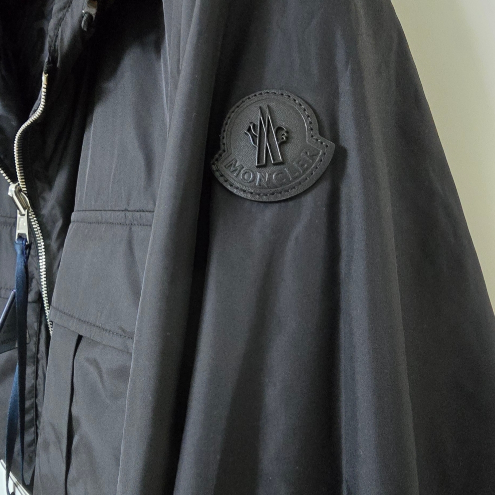 Moncler Cordier Reversible Jacket Black - 22SS 착용 스타일