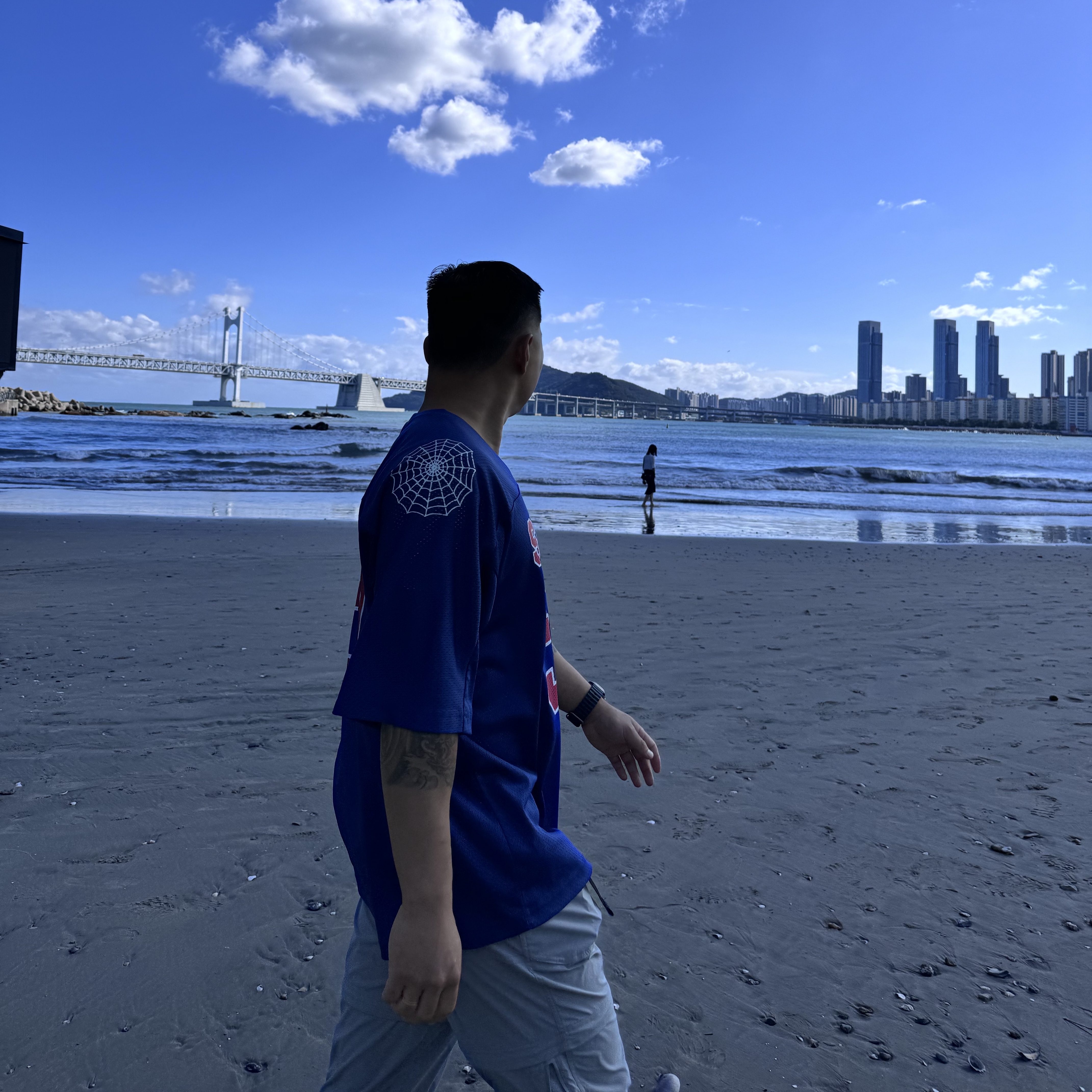 Supreme Spiderweb Football Jersey Navy - 24SS 착용 스타일 - 1