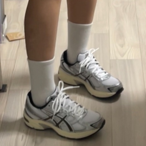 Asics Gel-1130 White Clay Canyon 착용 스타일
