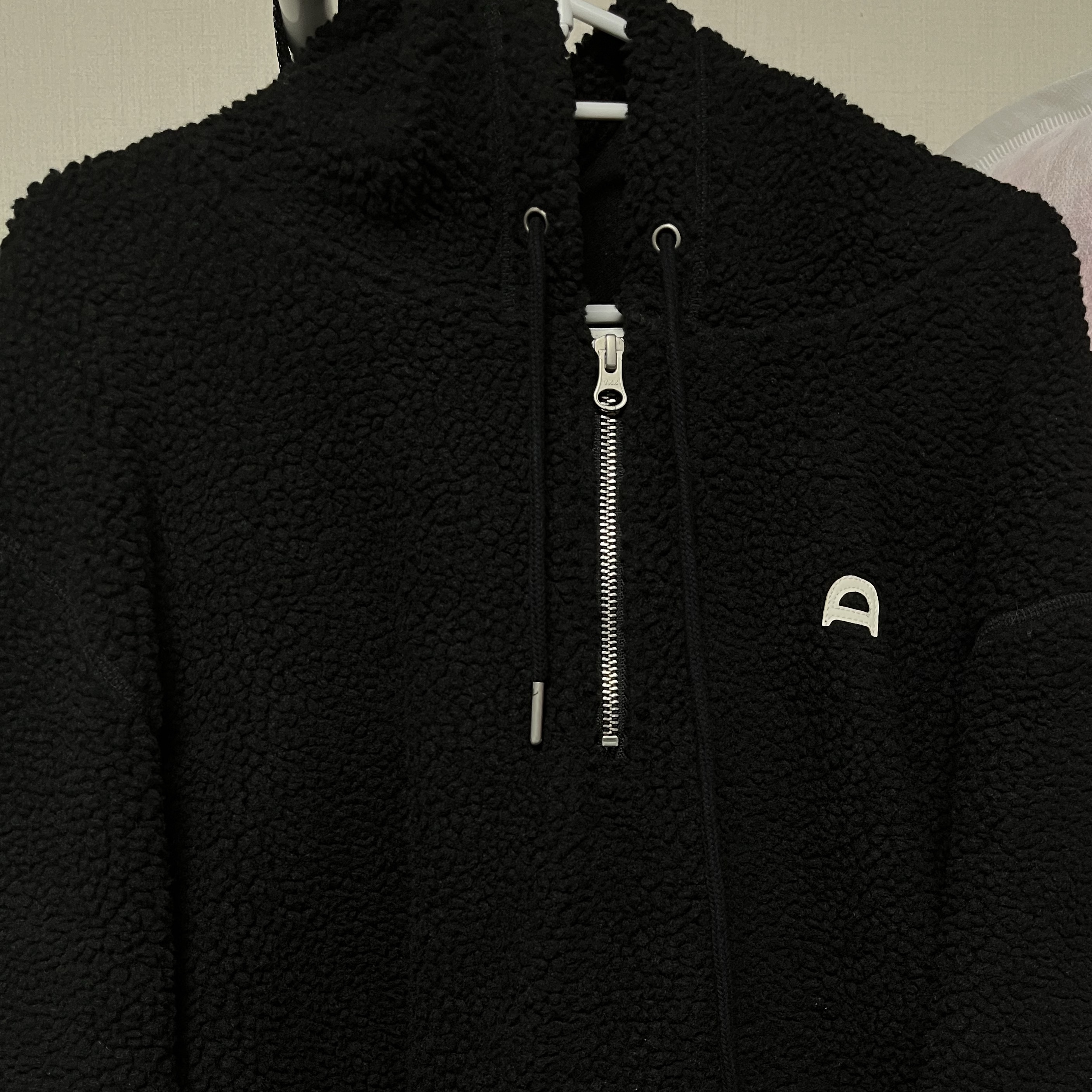 Dunst Half Zip-Up Hooded Fleece Pullover Navy 착용 스타일