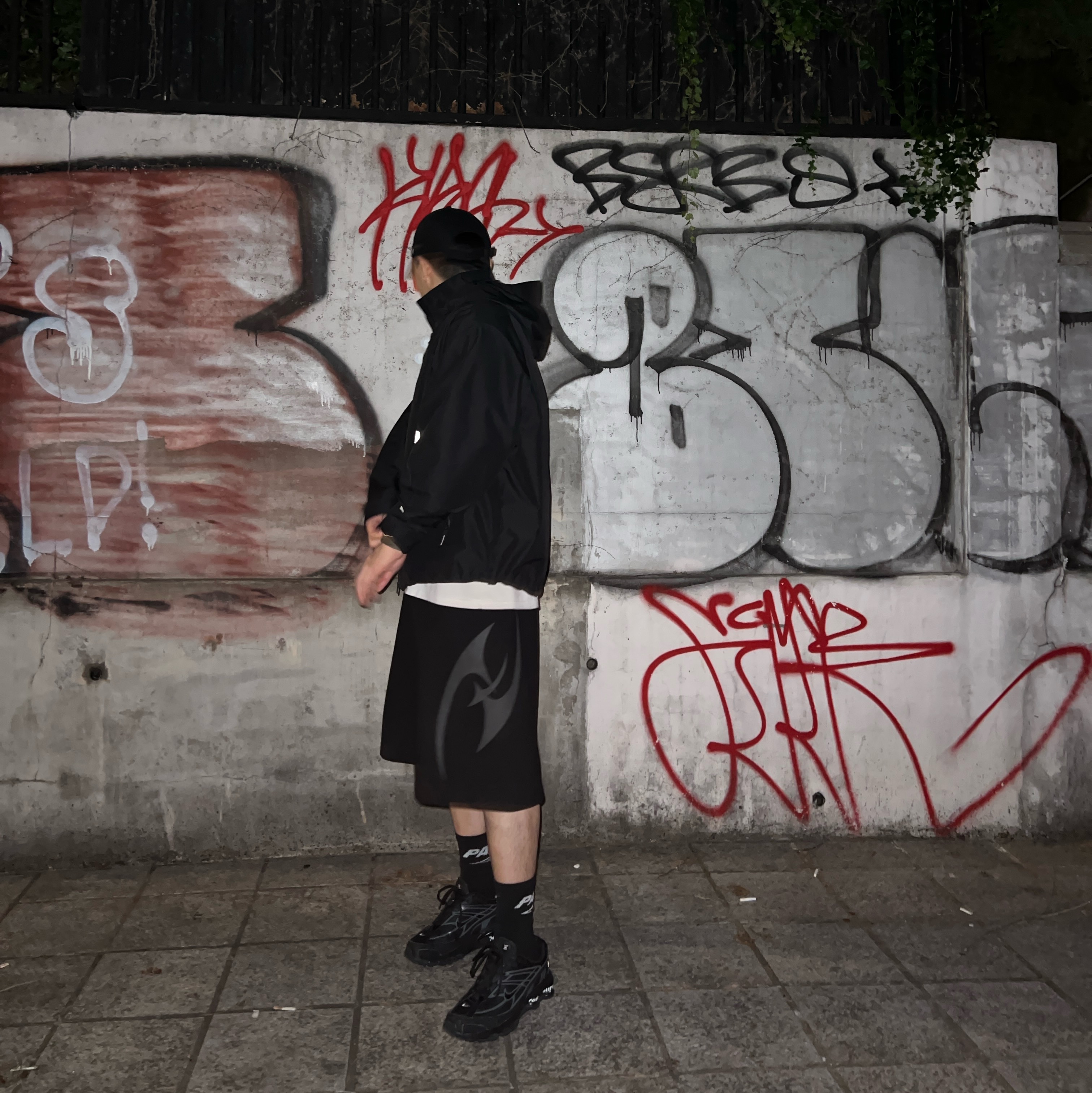 Palace x Umbro Socks Black - 24SS, Nike x Supreme Shox Ride 2 SP Black 착용 스타일 - 1