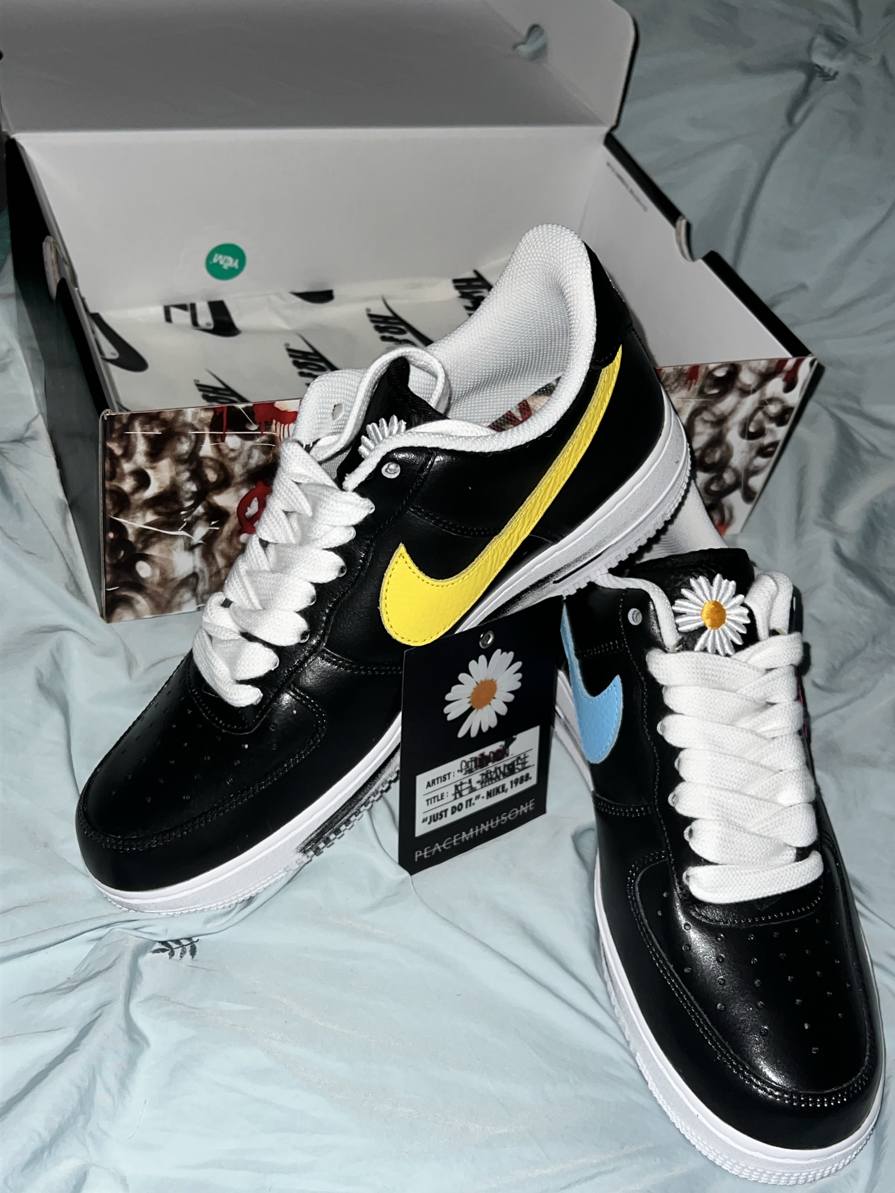 Nike x Peaceminusone Air Force 1 Low Para-Noise 3.0 Black and Multicolor 착용 스타일