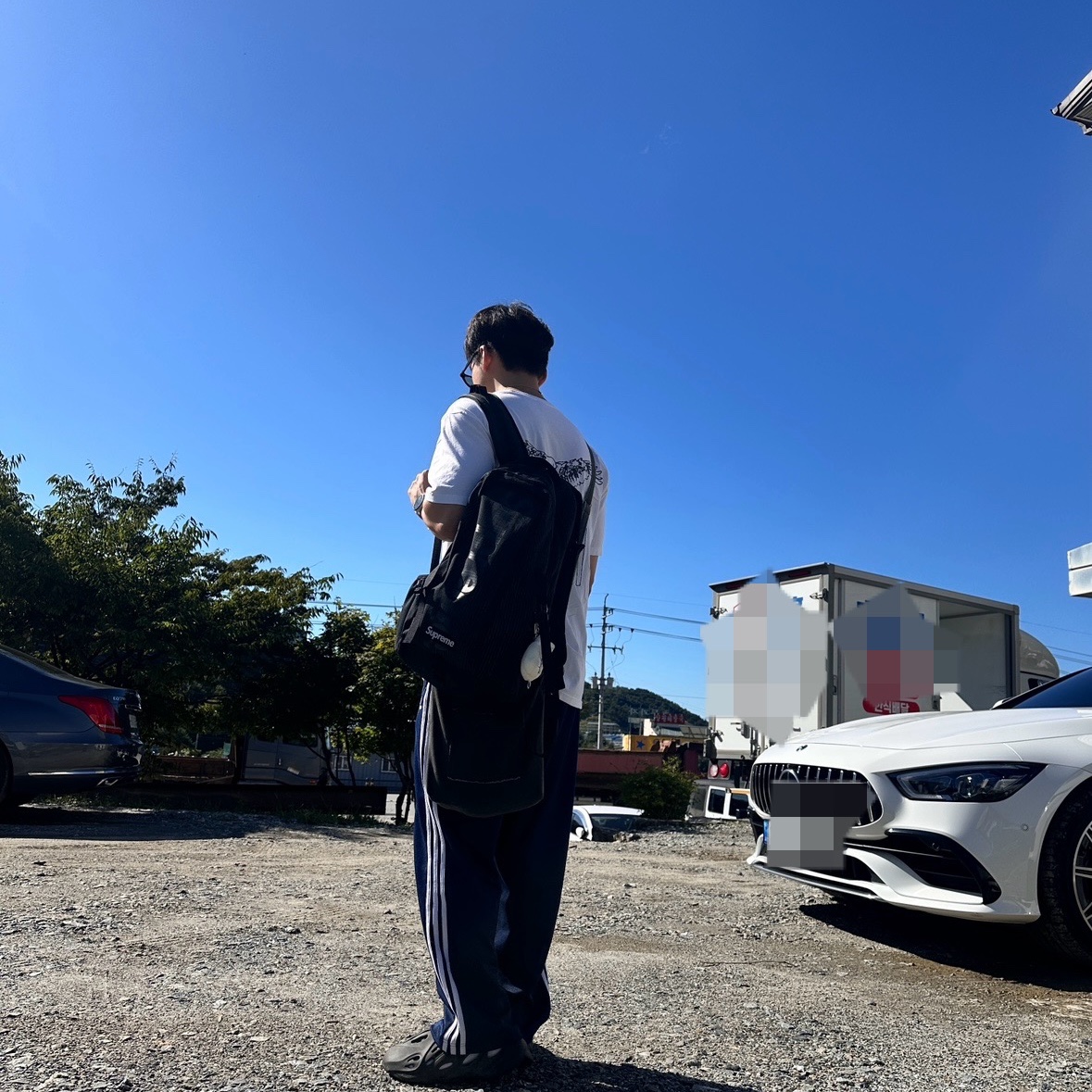 Adidas Adicolor Baggy Fit Firebird Track Pants Night Indigo - KR Sizing, Stussy Wingspan T-Shirt White 착용 스타일