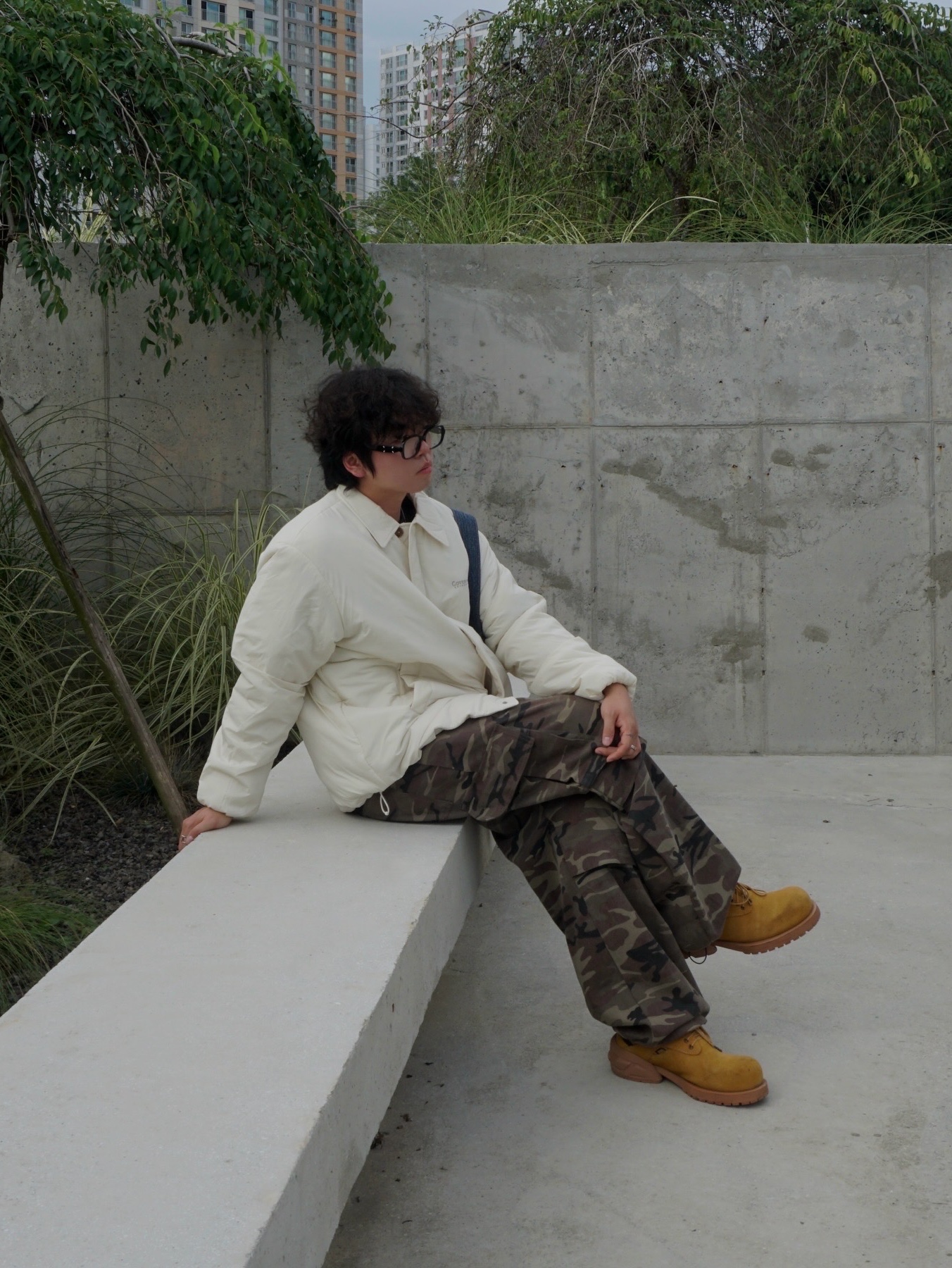 Remagine Hybrid Derby Shoes Starting Bigger Wheat, Gentle Monster x Maison Margiela MM114 Black Clear 착용 스타일 - 10