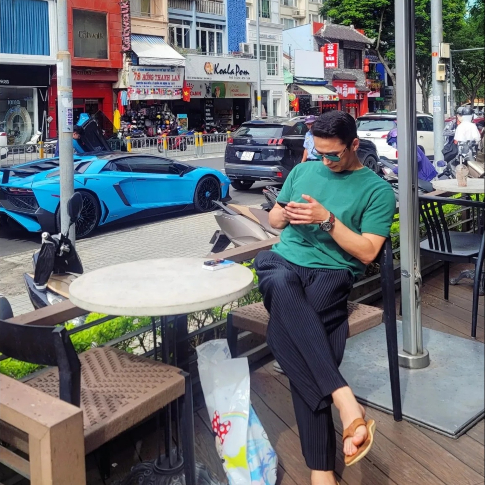 Homme Plisse Issey Miyake MC July Pants Black 착용 스타일
