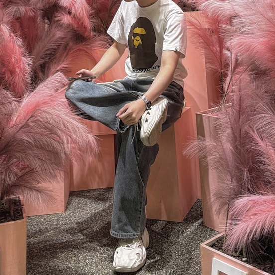Adidas Adifom Q Off White, BAPE By Bathing Ape T-Shirt Grey 착용 스타일 - 3