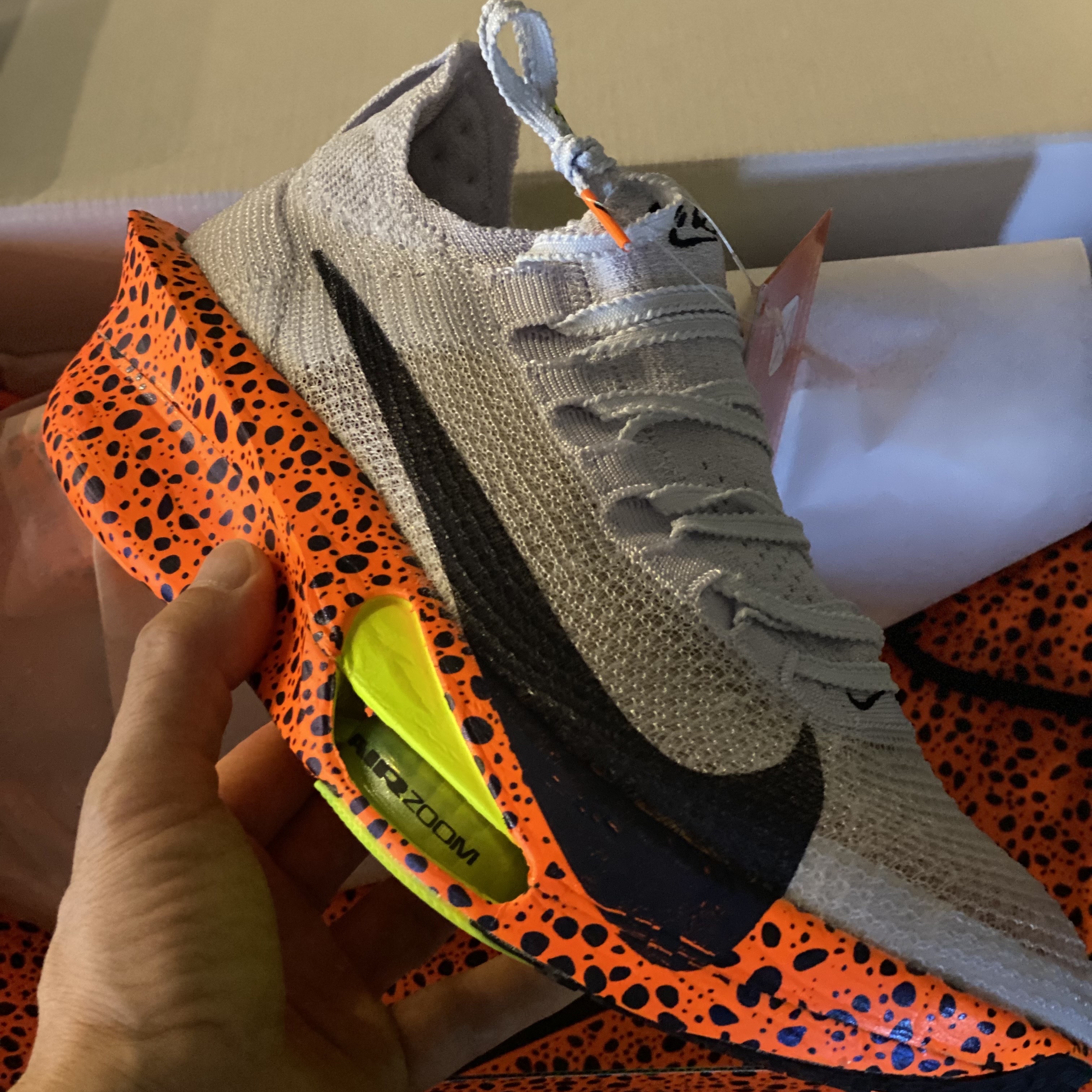 Nike Air Zoom Alphafly Next% 3 Olympic Safari 착용 스타일