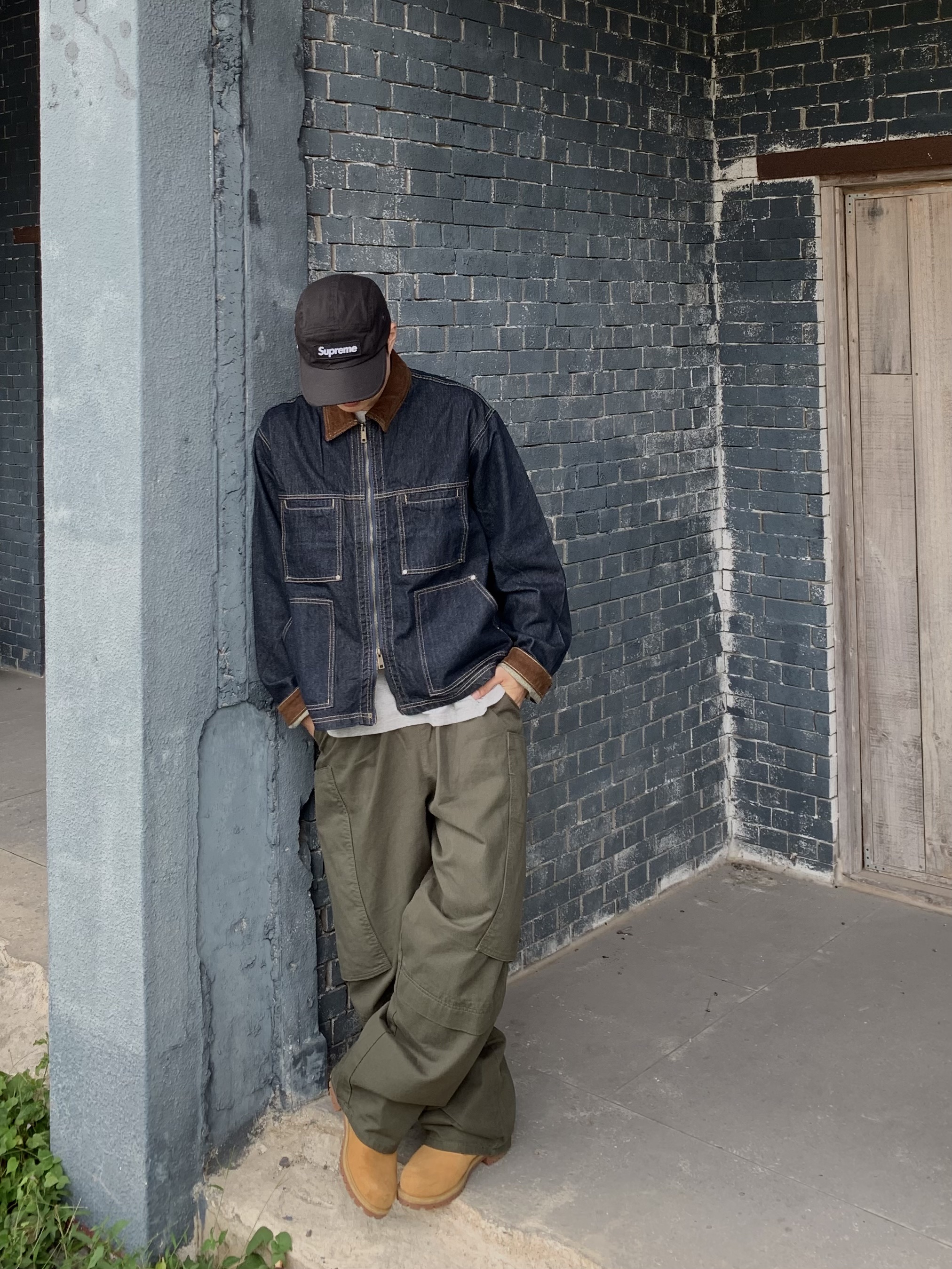 Timberland Premium 6 inch Waterproof Boot Wheat Nubuck - Wide, Supreme Military Camp Cap Black - 22FW 착용 스타일 - 1