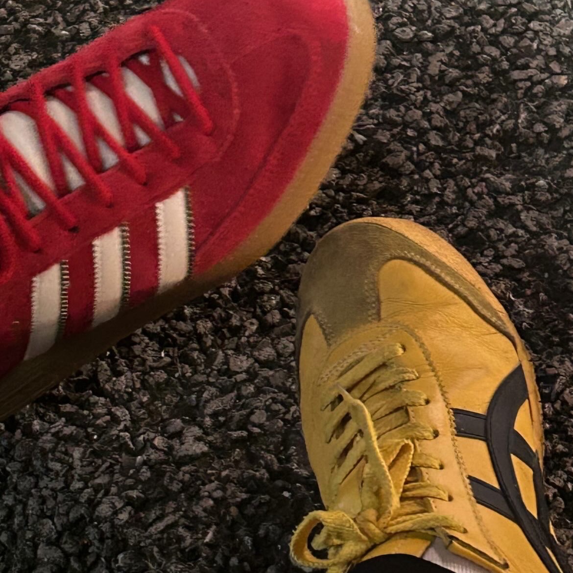 Onitsuka Tiger Mexico 66 Yellow Black 착용 스타일