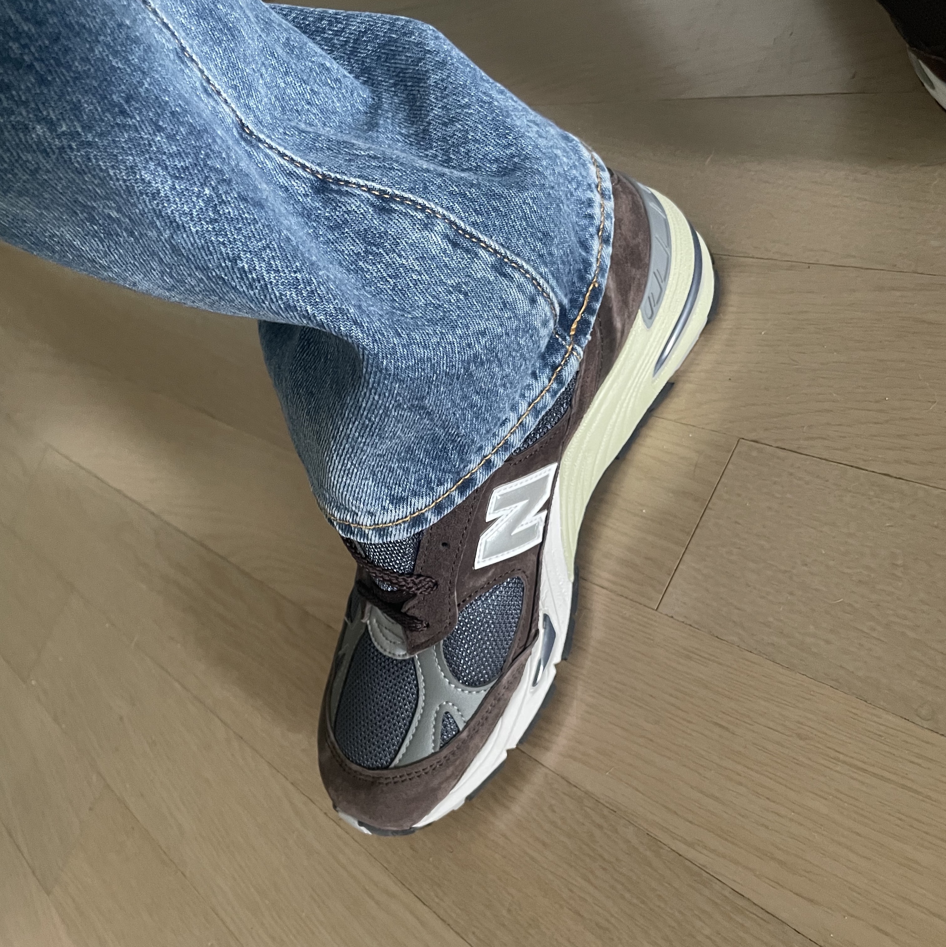 New Balance 991 Made in UK Brown 착용 스타일