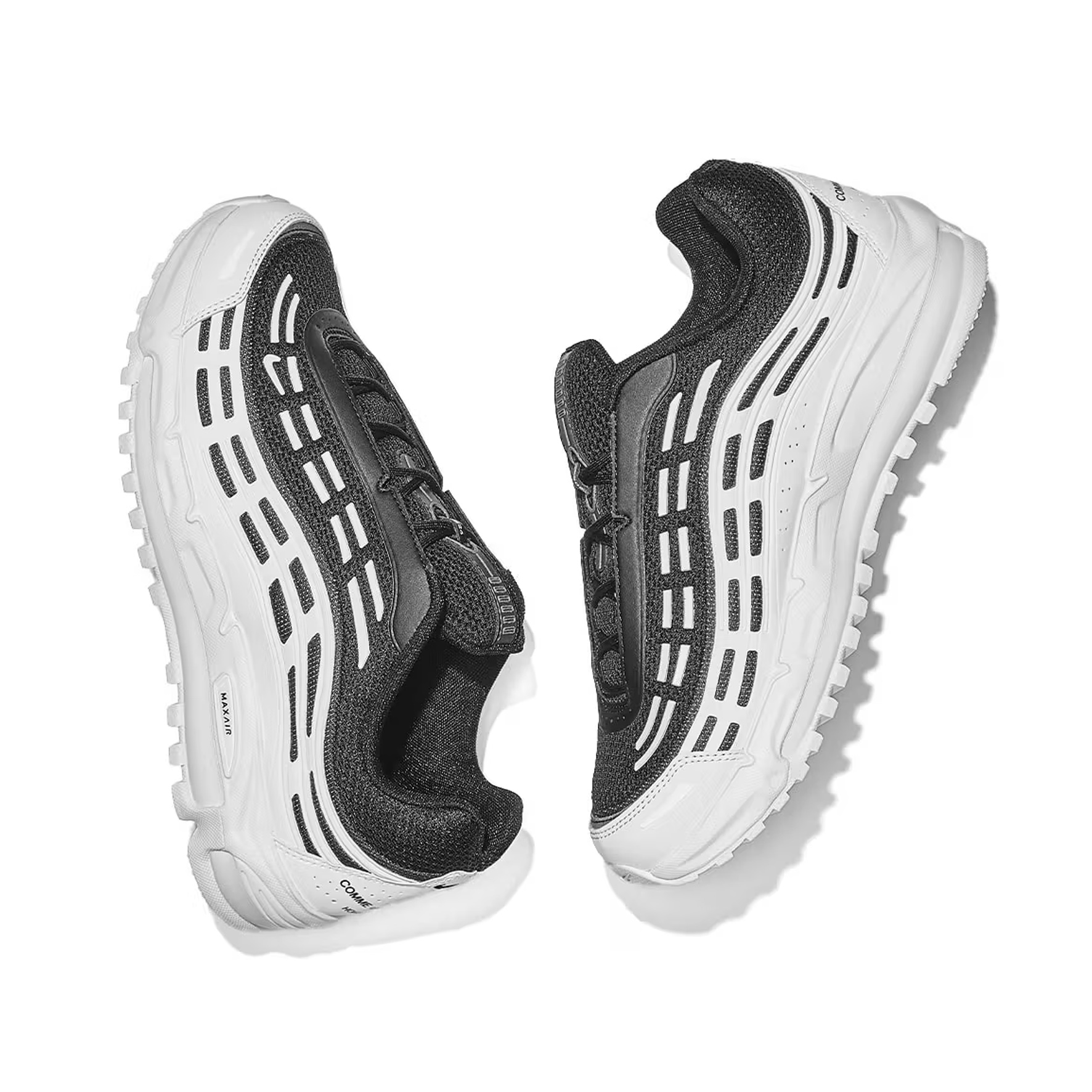 Nike x Comme des Garcons Homme Plus Air Max TL 2.5 White 착용 스타일 - 4
