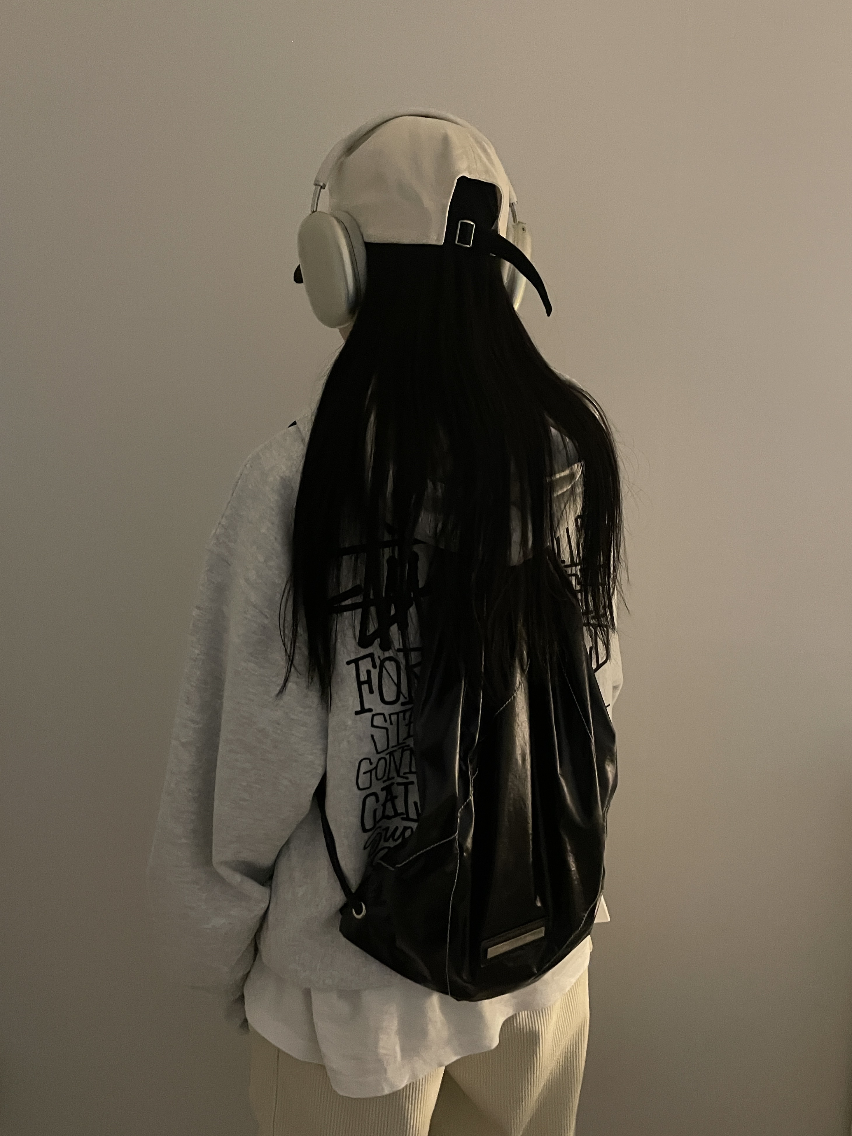 Apple AirPods Max Lightning Silver (Korean Ver.), Matin Kim String Coating Backpack Black 착용 스타일 - 1