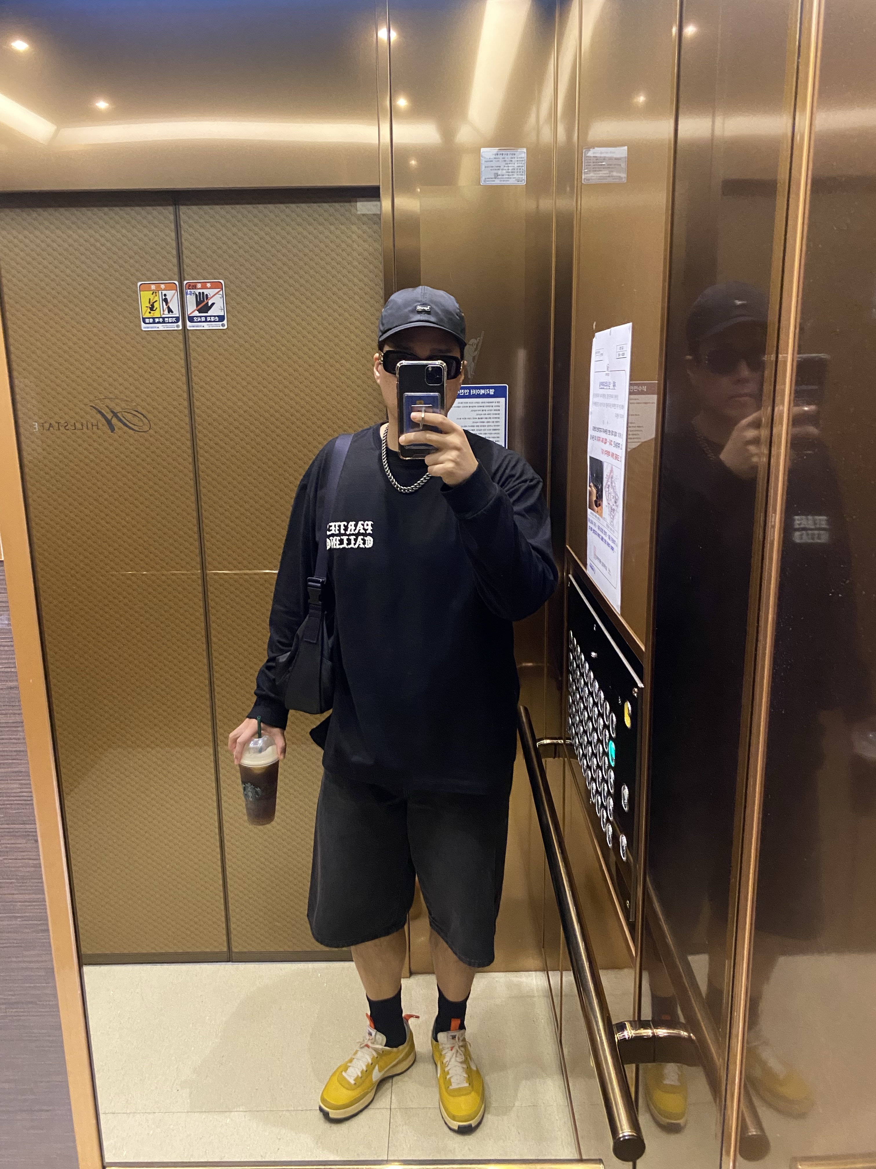 Supreme Enamel Logo 6-Panel Black - 23FW, Nike x Tom Sachs General Purpose Shoe Archive 착용 스타일