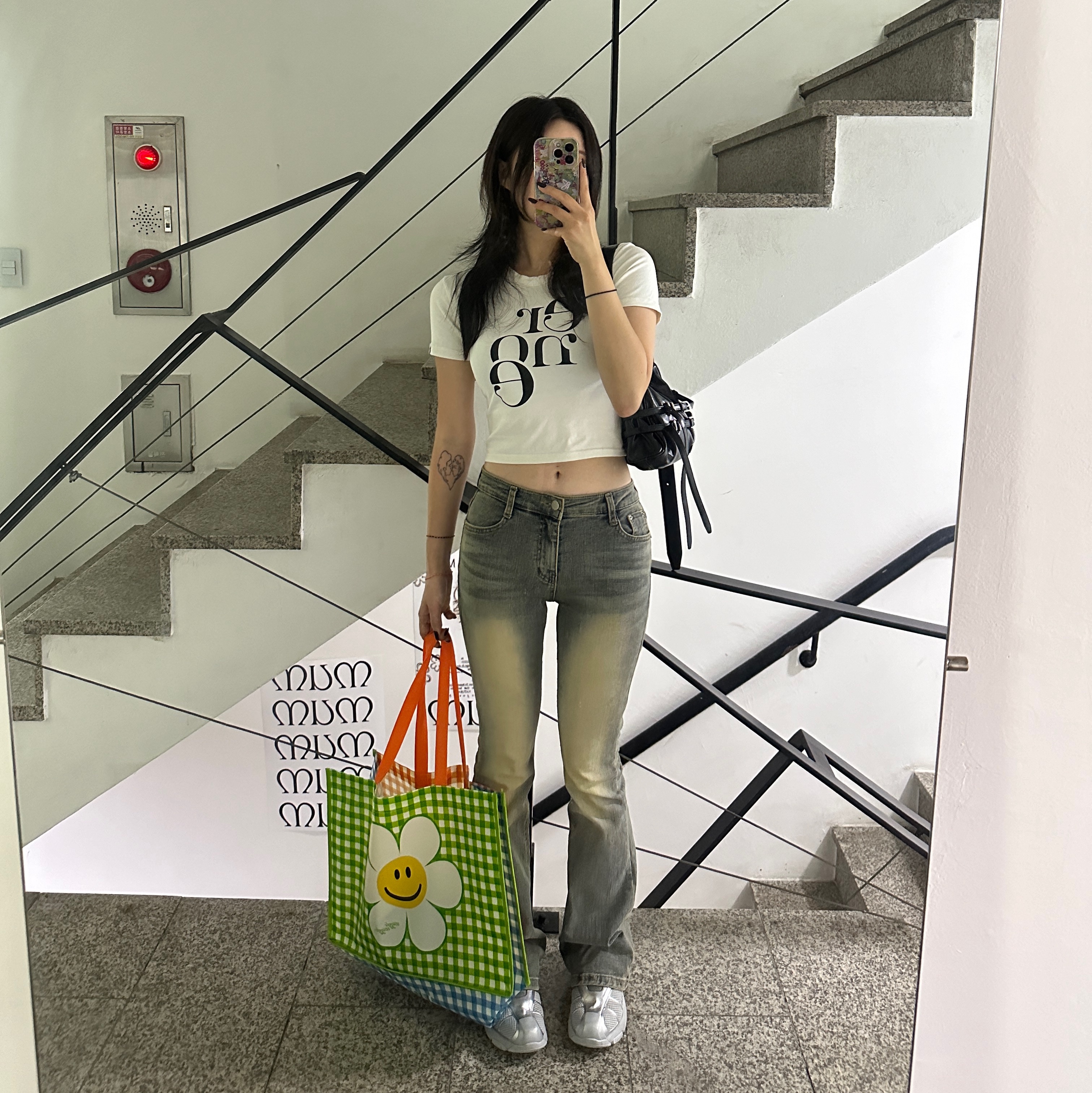 Matin Kim Double Belted Strap Mini Bag Black, Fila Replica 2002 Grey White 착용 스타일