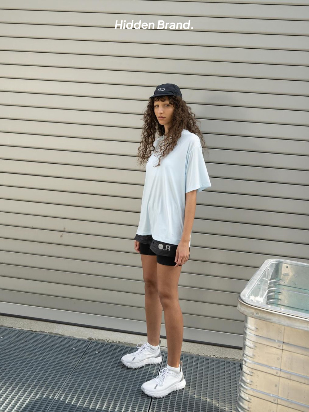 Optimistic Runners Ripstop Tank Top Grey, Optimistic Runners Recycled Oversize Longsleeve Black 착용 스타일 - 6