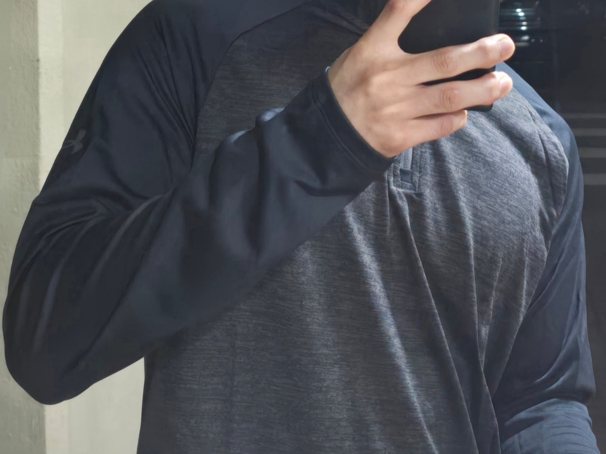 Under Armour Tech 2.0 Quarter Zip Black 착용 스타일