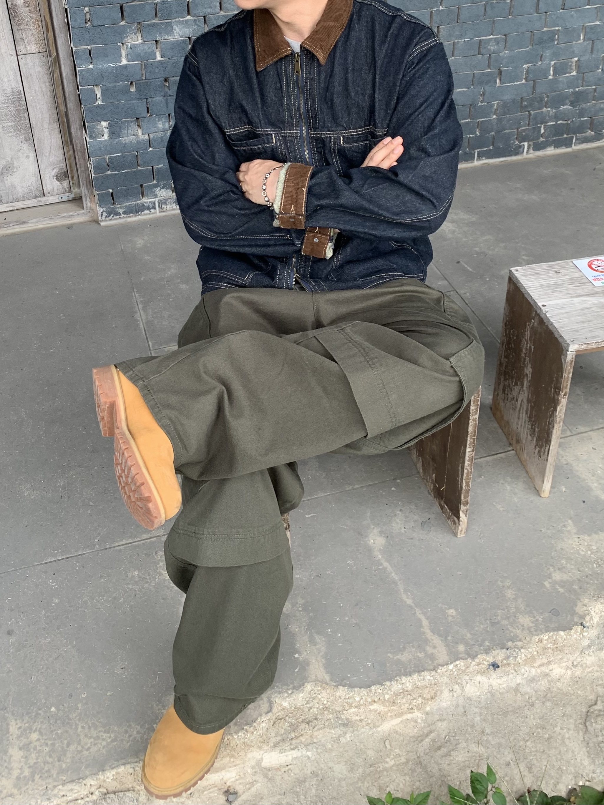 Timberland Premium 6 inch Waterproof Boot Wheat Nubuck - Wide, Supreme Military Camp Cap Black - 22FW 착용 스타일 - 6