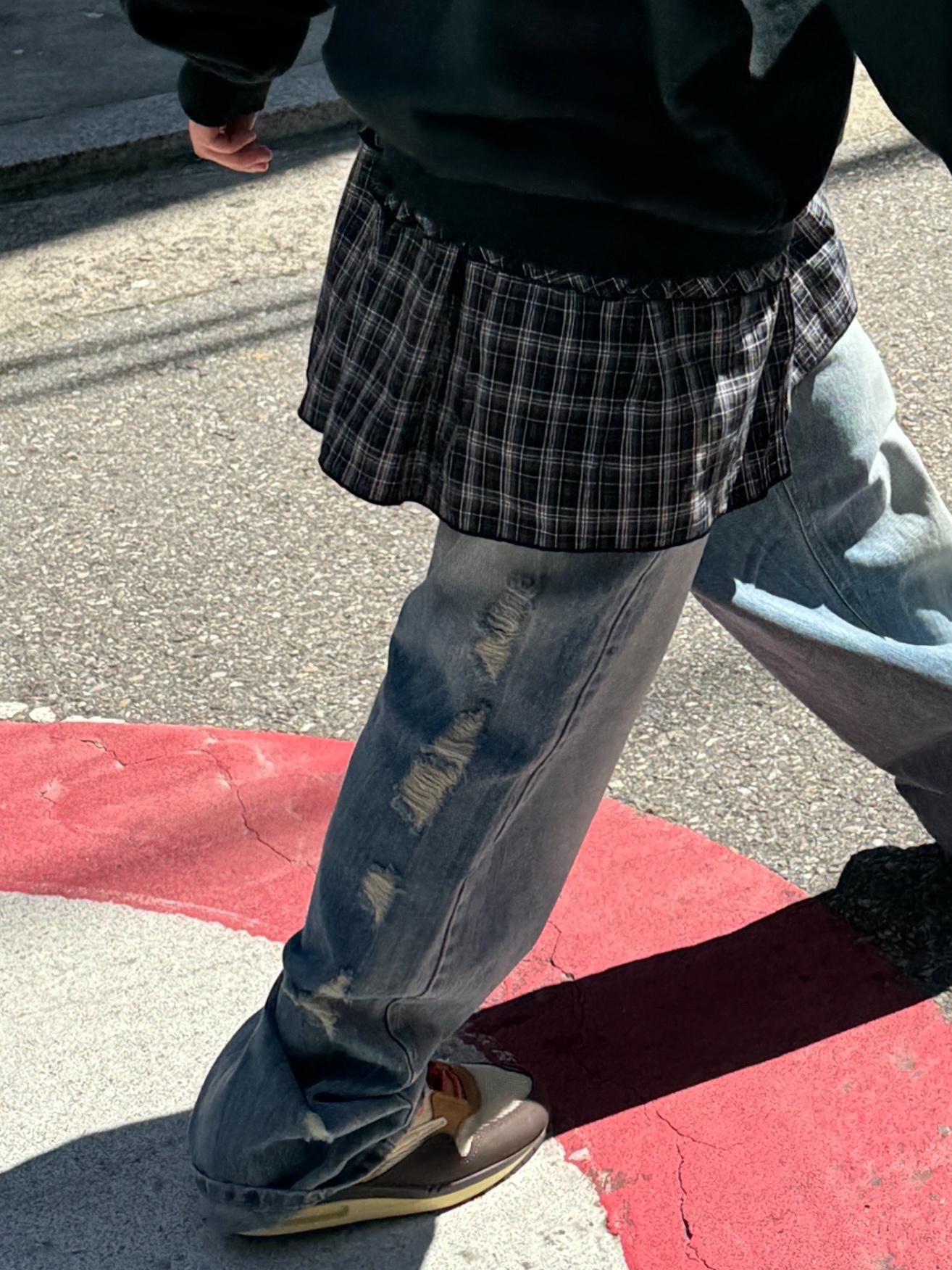 Nike x Travis Scott Air Max 1 Cact.us Brown 착용 스타일