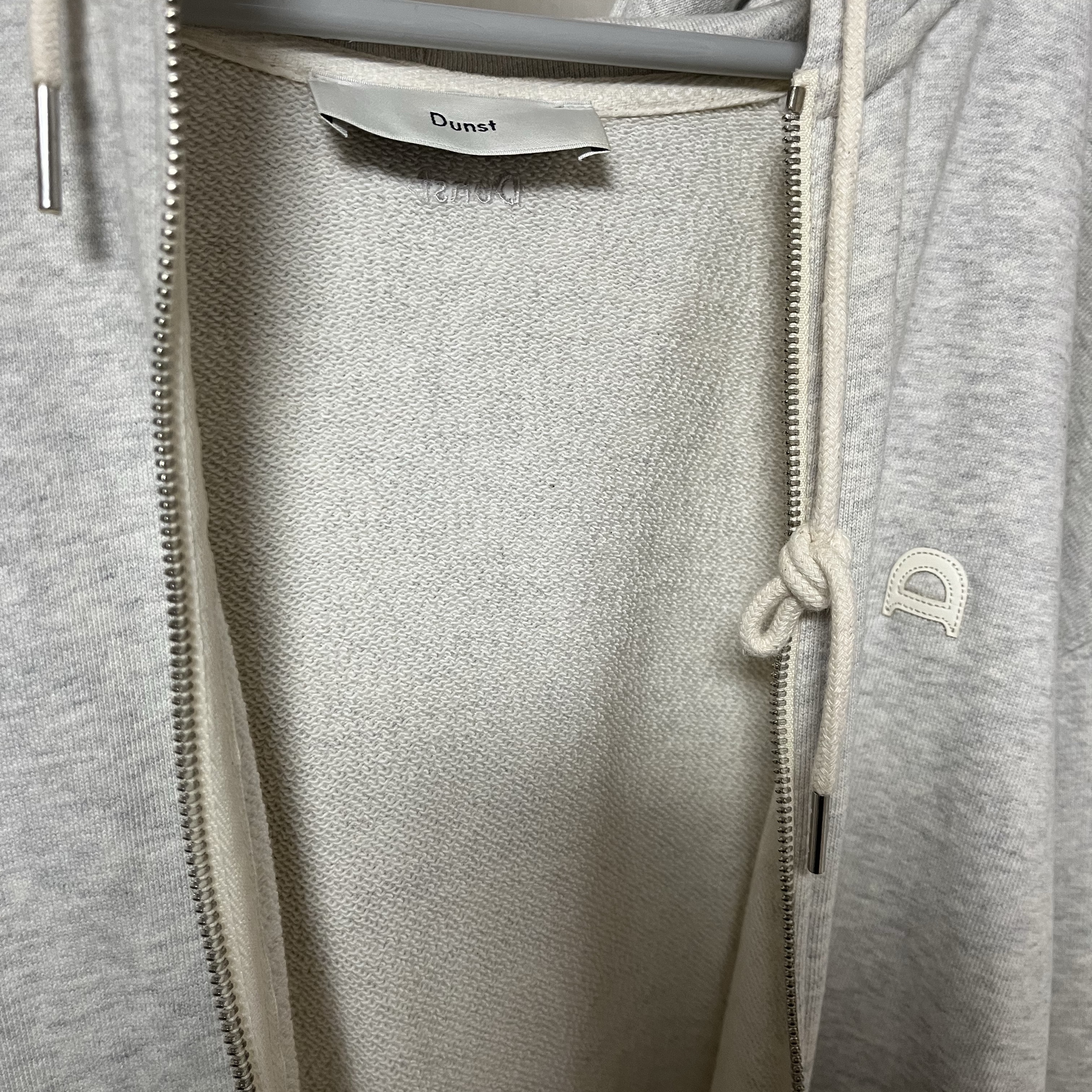 Dunst Neoprene Zip-Up Hoodie Light Melange Grey 착용 스타일 - 2