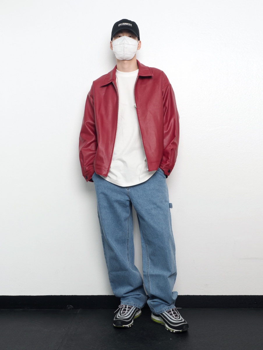 QT8 Garments TL Synthetic Leather Single Jacket Red, QT8 Garments TL Denim Carpenter Pant Blue 착용 스타일 - 1