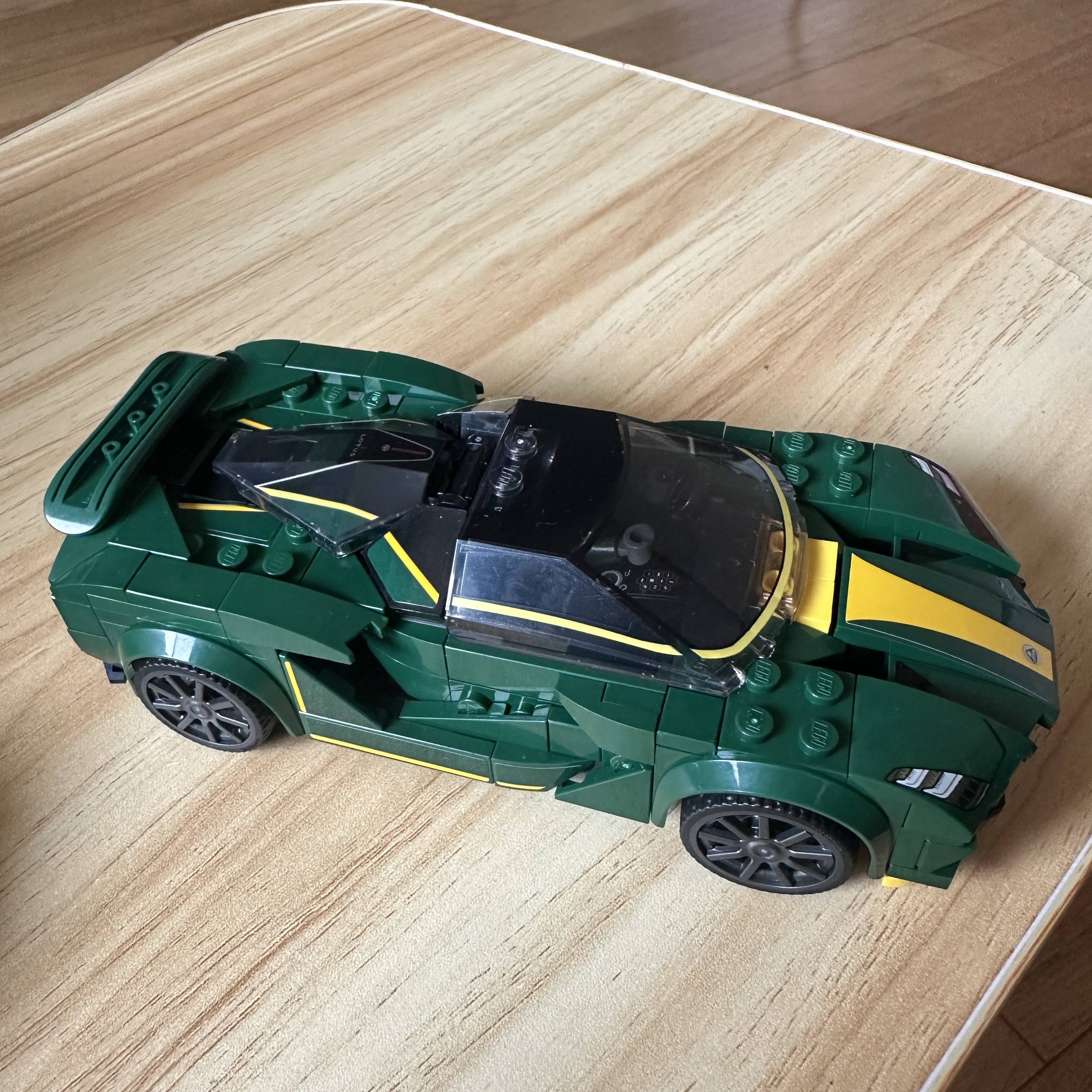 Lego Lotus Evija 착용 스타일