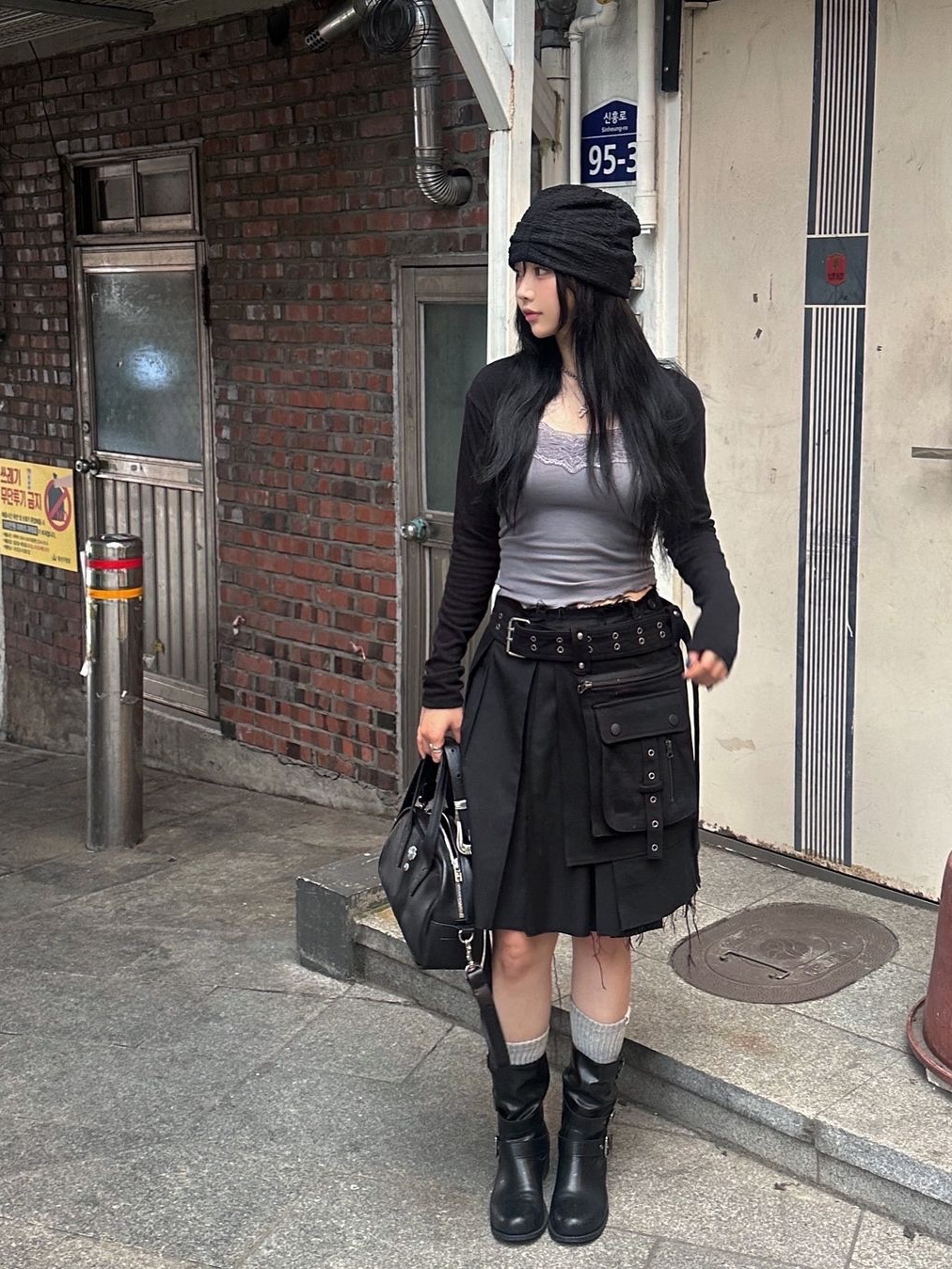 Vacant Archive Bajess Layered Skirt Belt Check Blue, Vacant Archive Bajess Layered Skirt Belt Check Red 착용 스타일