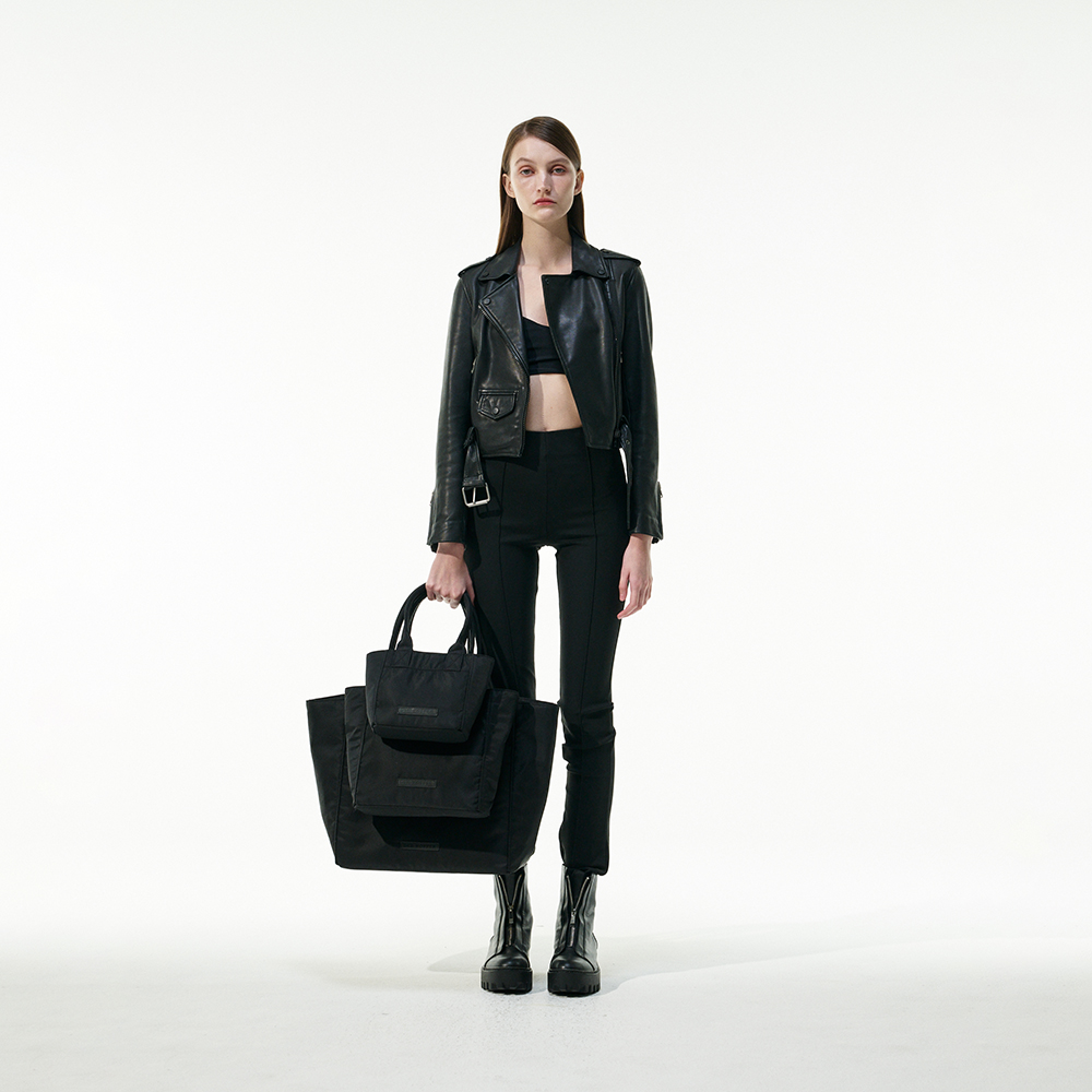 델 코퍼 쇼퍼 나일론 블랙 에디션 미니(Der koffer Shopper Nylon Black Edition Mini) - 2