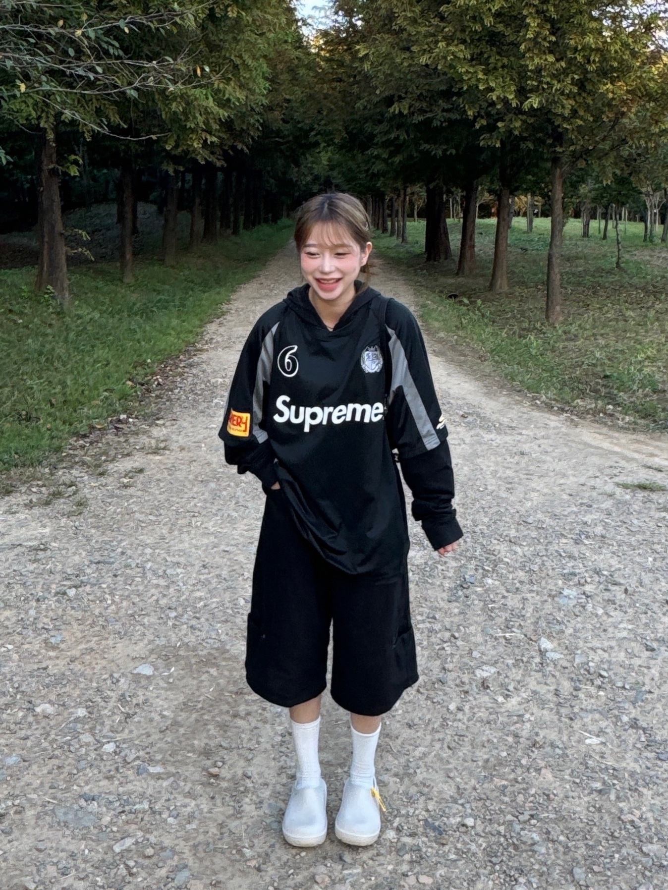 Supreme Hooded Soccer Jersey Black - 23FW 착용 스타일 - 1