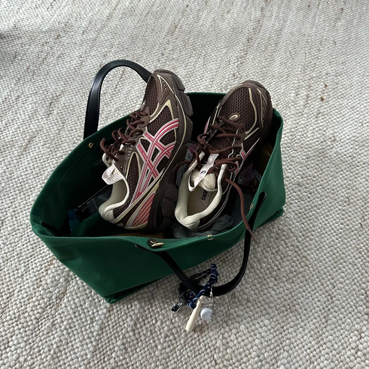 Asics UB8-S GT-2160 Brown Storm Sienna 착용 스타일 - 3