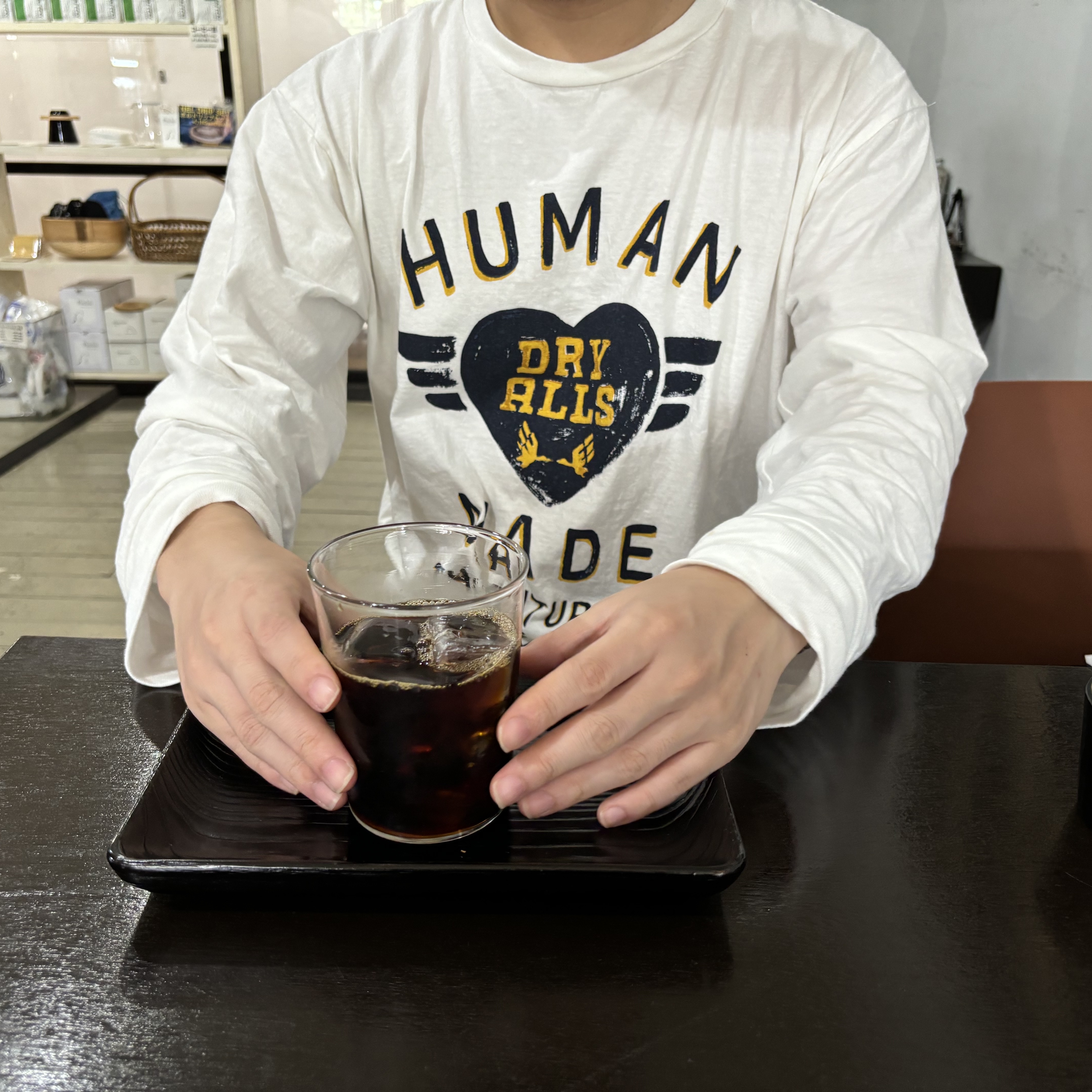 Human Made Graphic L/S T-Shirt Blue, Hoka Hopara Navy 착용 스타일 - 5