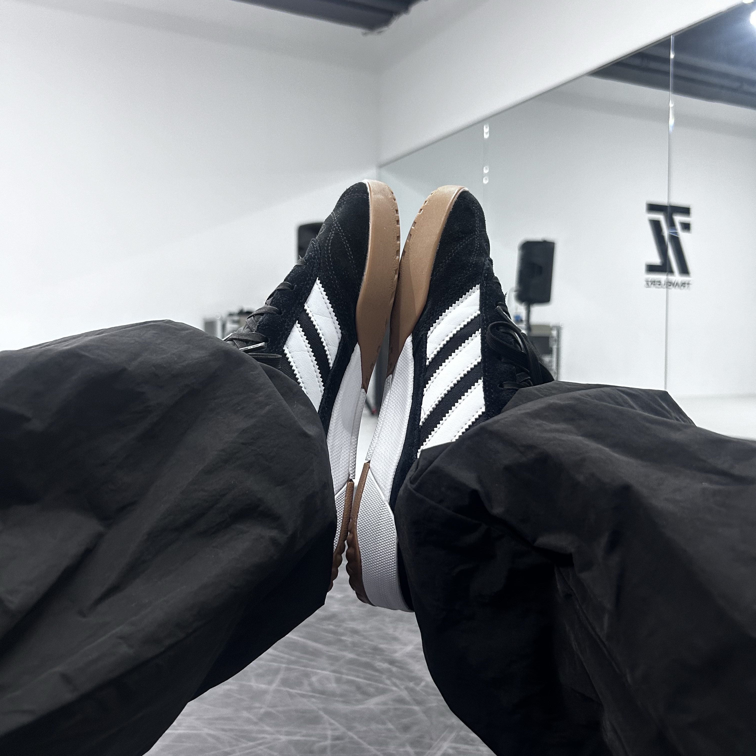 Adidas Copa Premiere Core Black Cloud White 착용 스타일