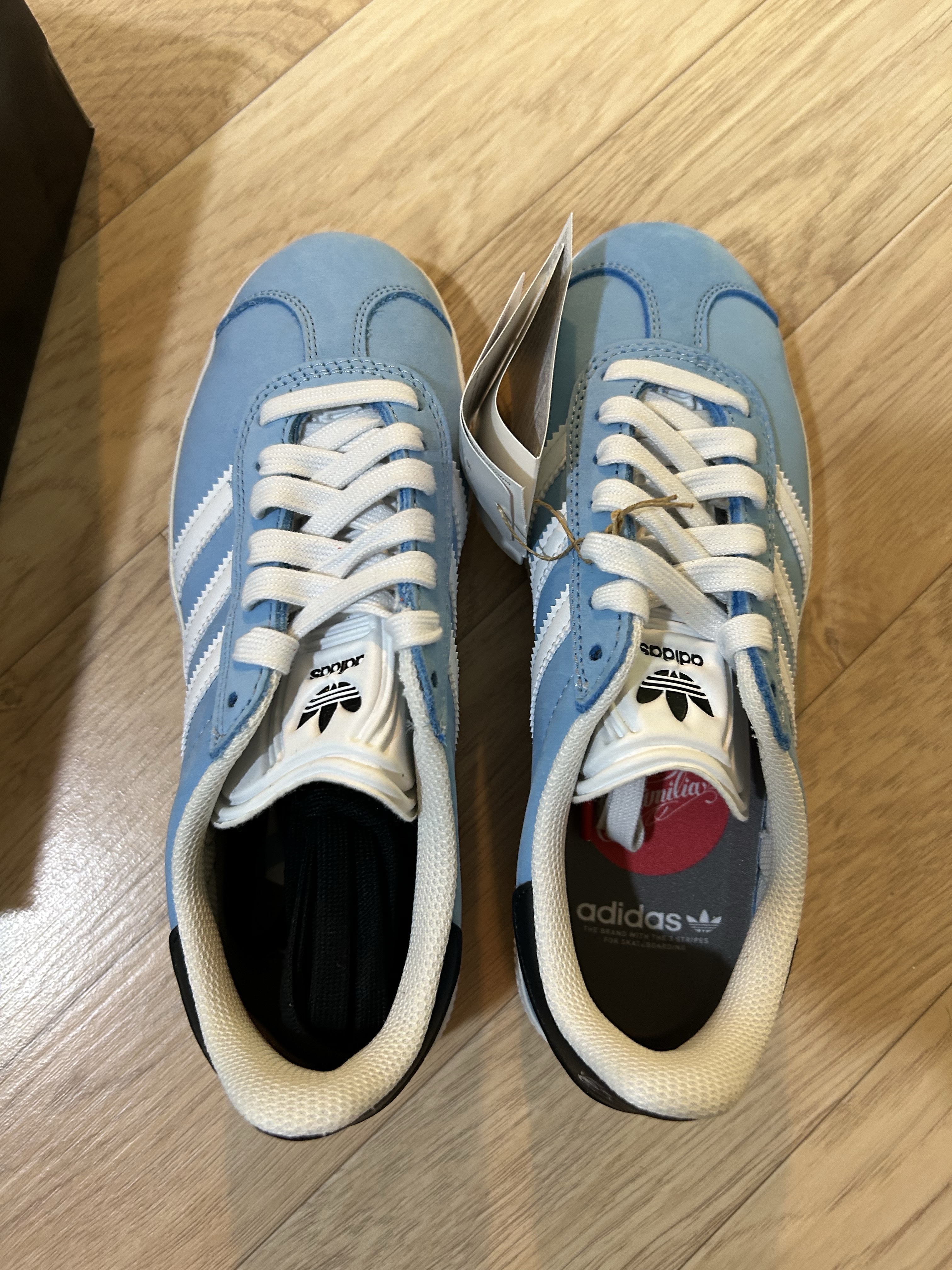 Adidas x Minnesota United FC x Familia Gazelle ADV Crystal White Core Black 착용 스타일