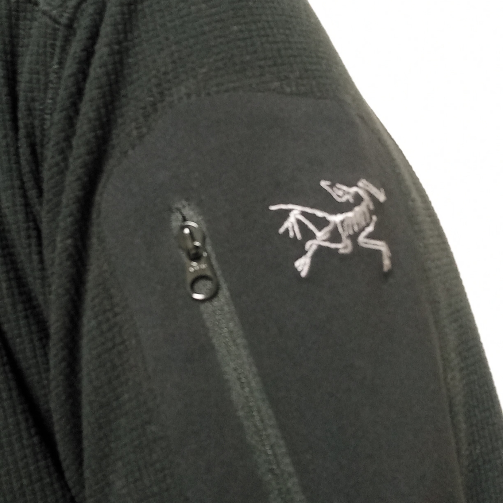Arc'teryx Delta LT Jacket Black, Arc'teryx Delta Jacket Black 착용 스타일 - 3