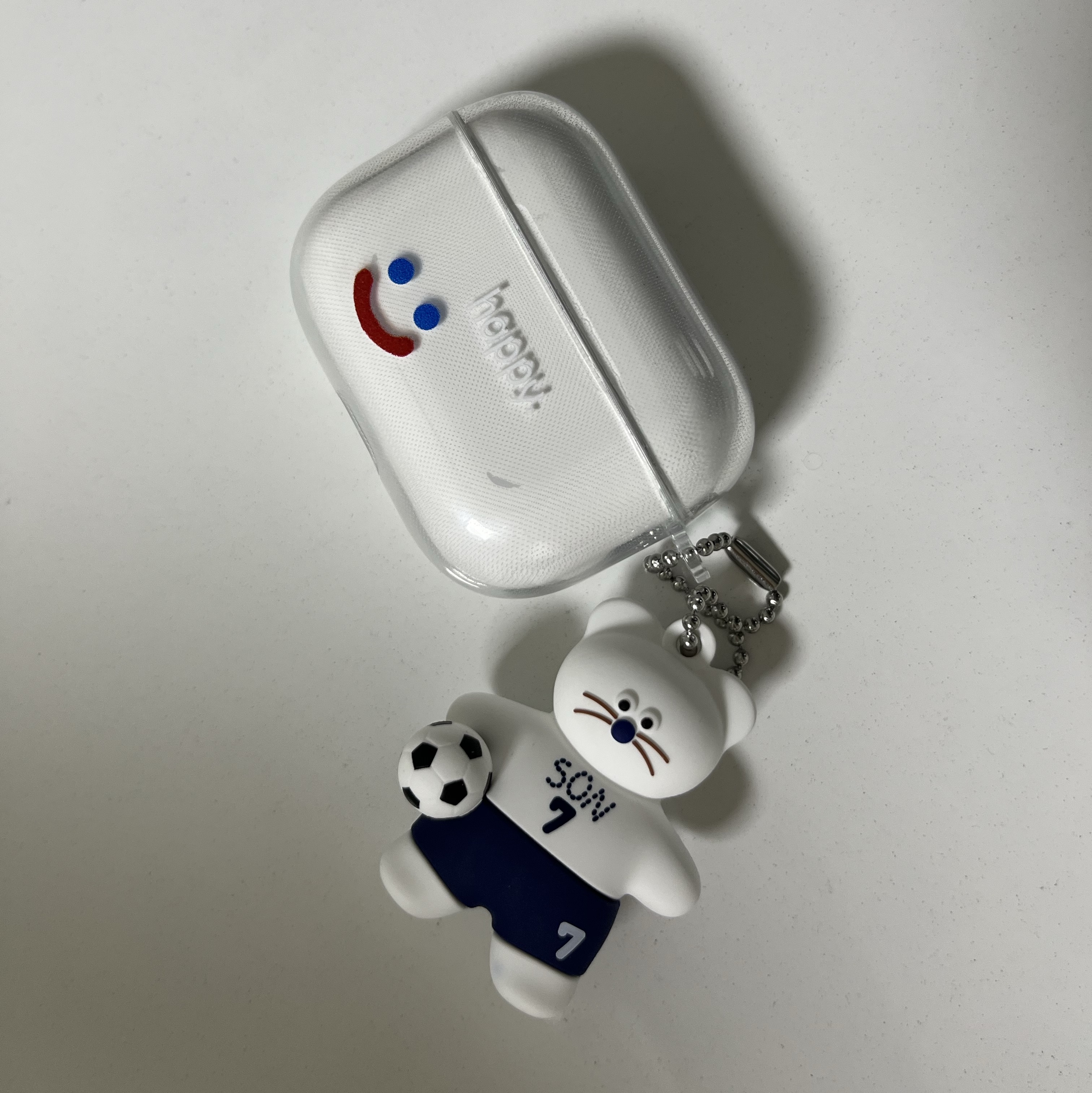 Monamhee x NOS7 SON.hee Figure Keyring Cream 착용 스타일