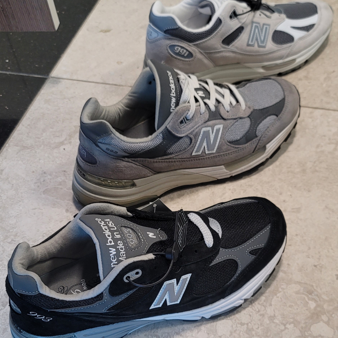 New Balance 992 Made in USA Grey - D Standard, New Balance 991v2 Made in UK Nimbus Cloud Cool Grey - D Standard 착용 스타일