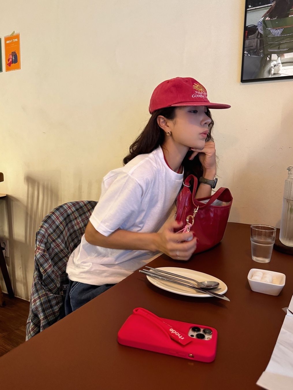 HS x Hank Relaxed Fit Cap Red 착용 스타일 - 1