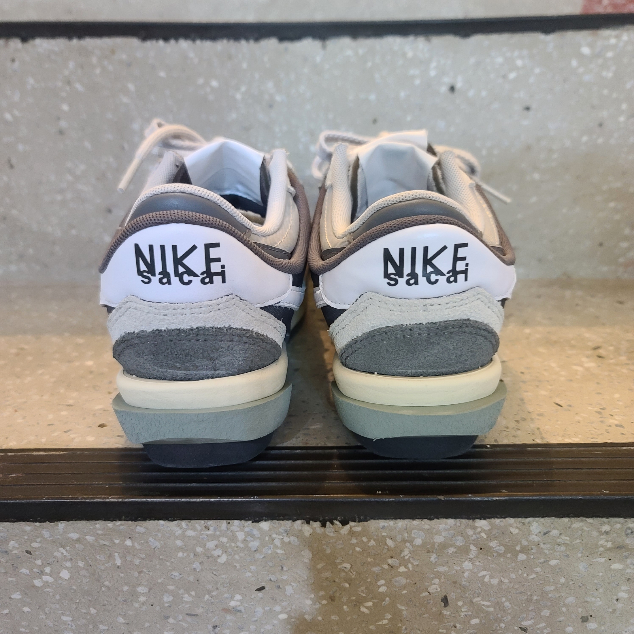 Nike x Sacai Zoom Cortez SP Iron Grey 착용 스타일 - 2