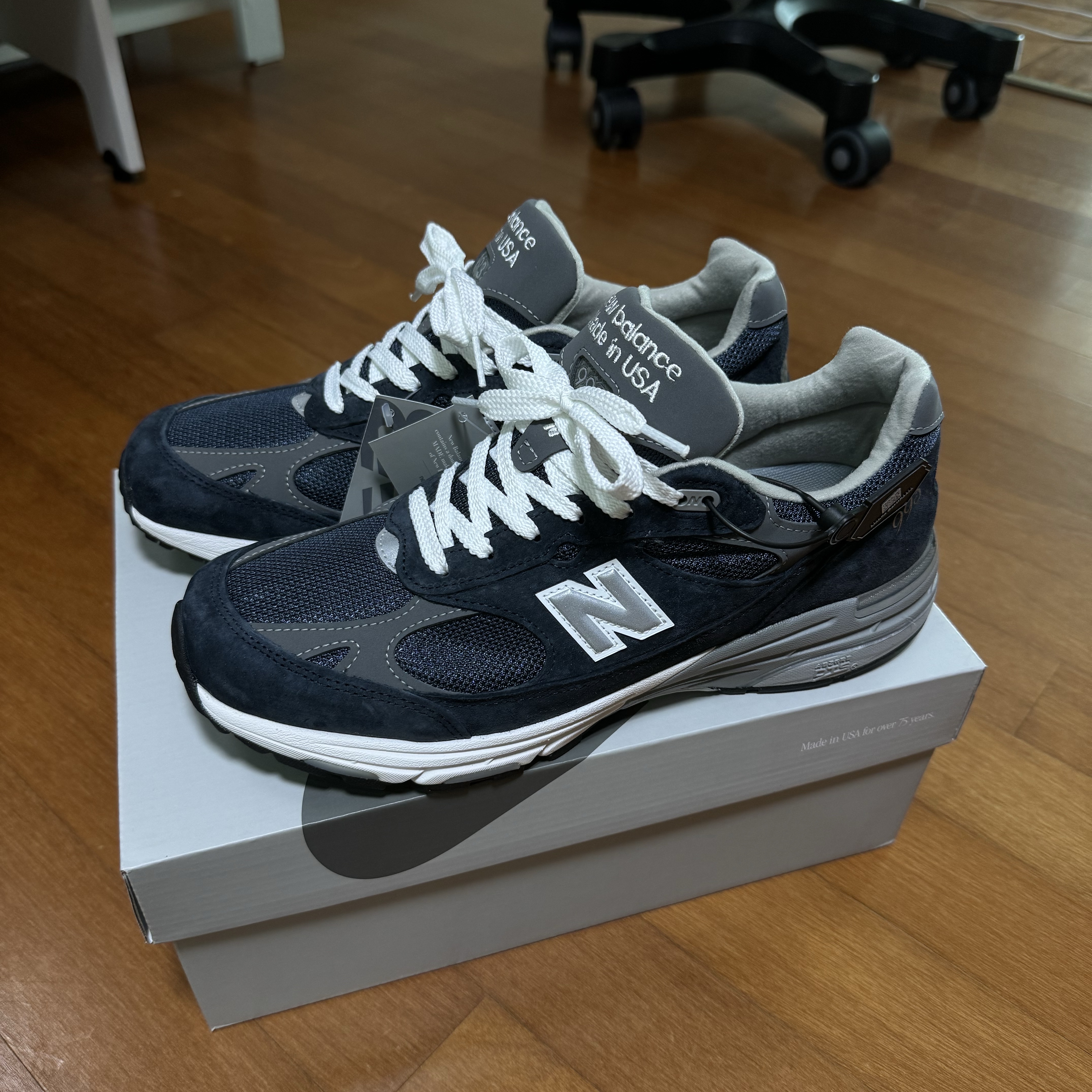 New Balance 993 Made in USA Navy - 4E Extra Wide 착용 스타일