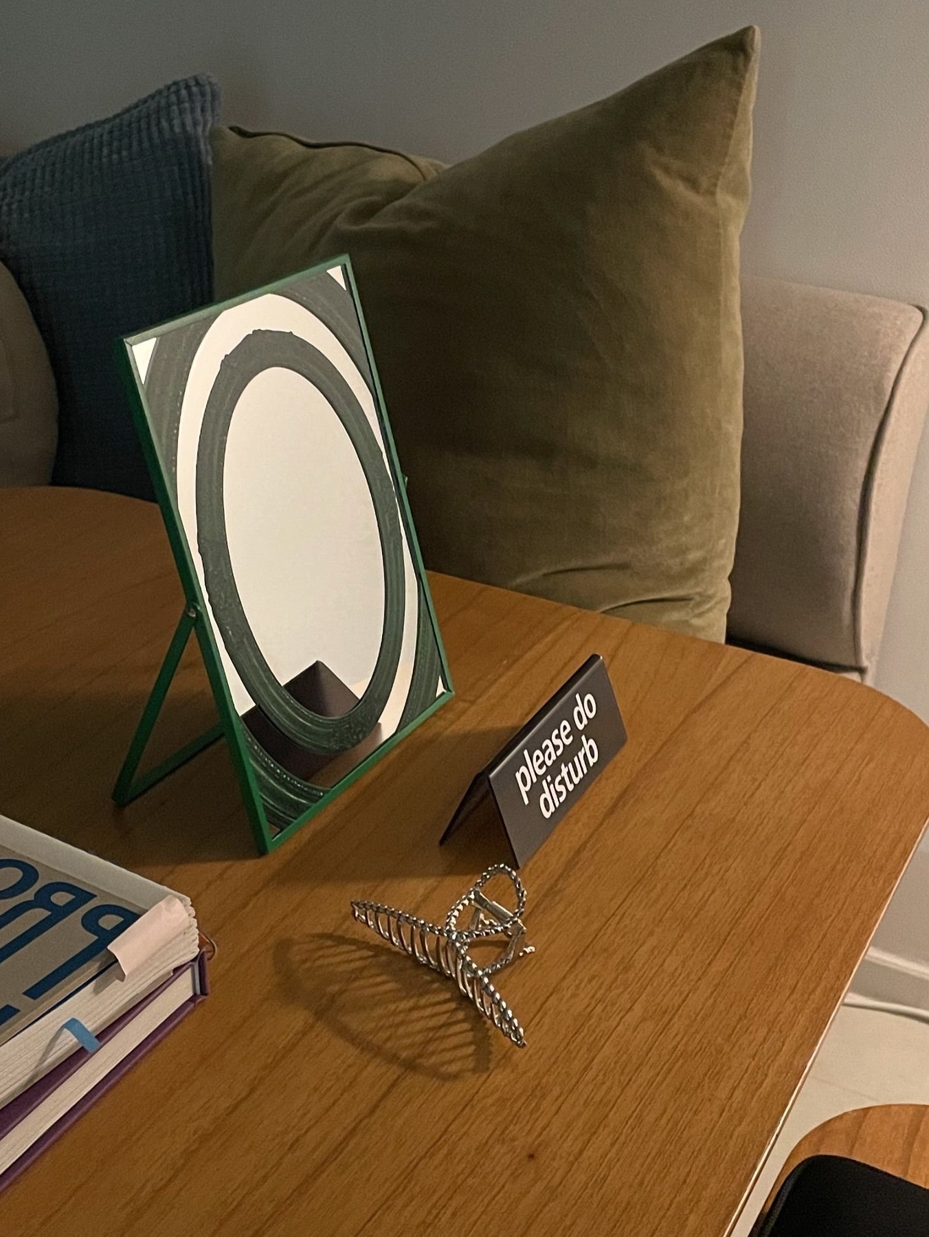 Say Touche Framex3 Table Mirror Small Green, Say Touche Framex3 Table Mirror Small Silver 착용 스타일