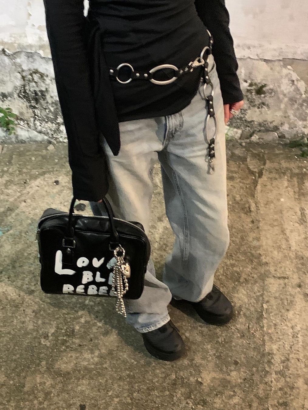 Vacant Archive Ringana O-Ring Chain Belt Black 착용 스타일
