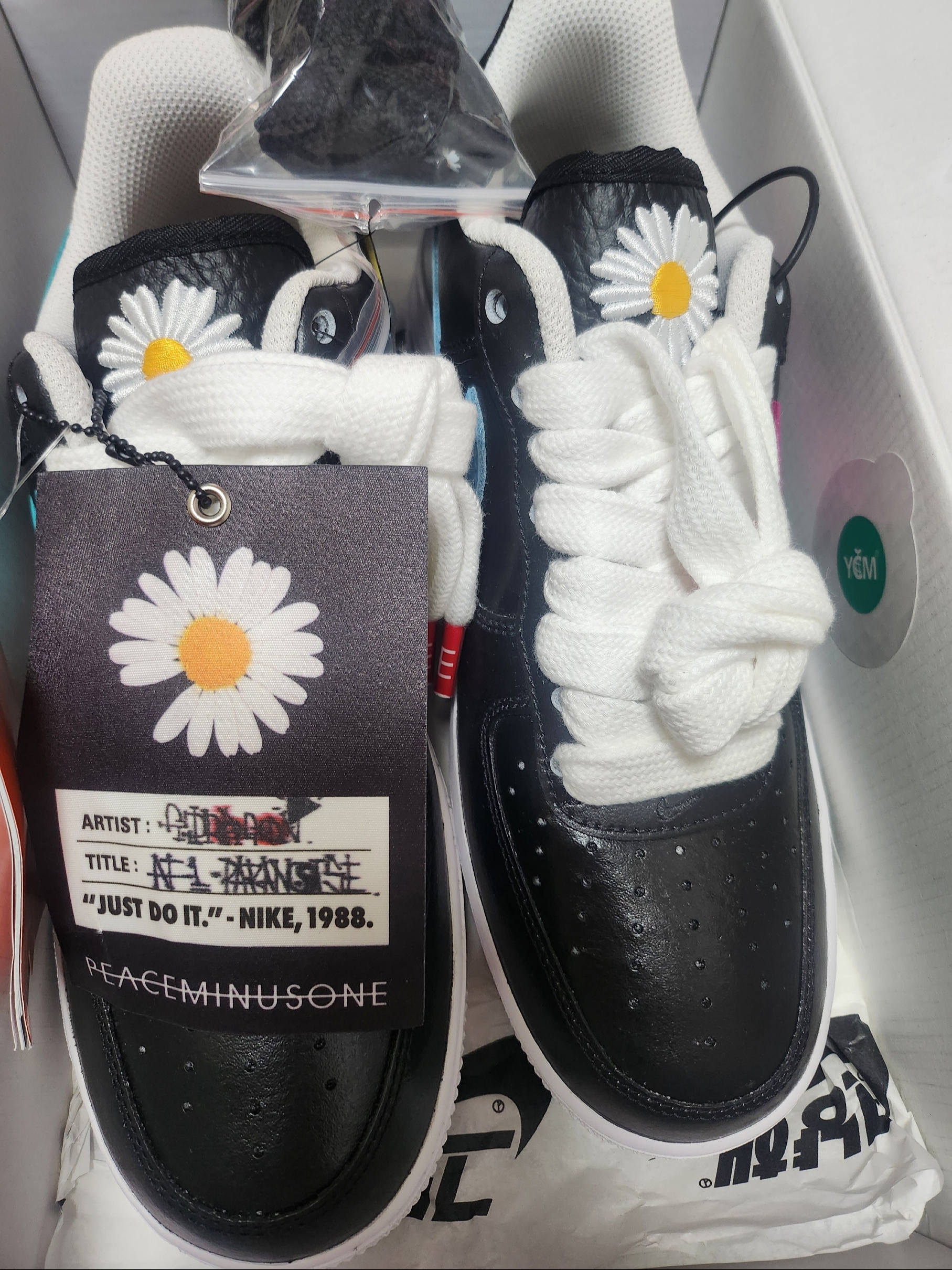 Nike x Peaceminusone Air Force 1 Low Para-Noise 3.0 Black and Multicolor 착용 스타일 - 1