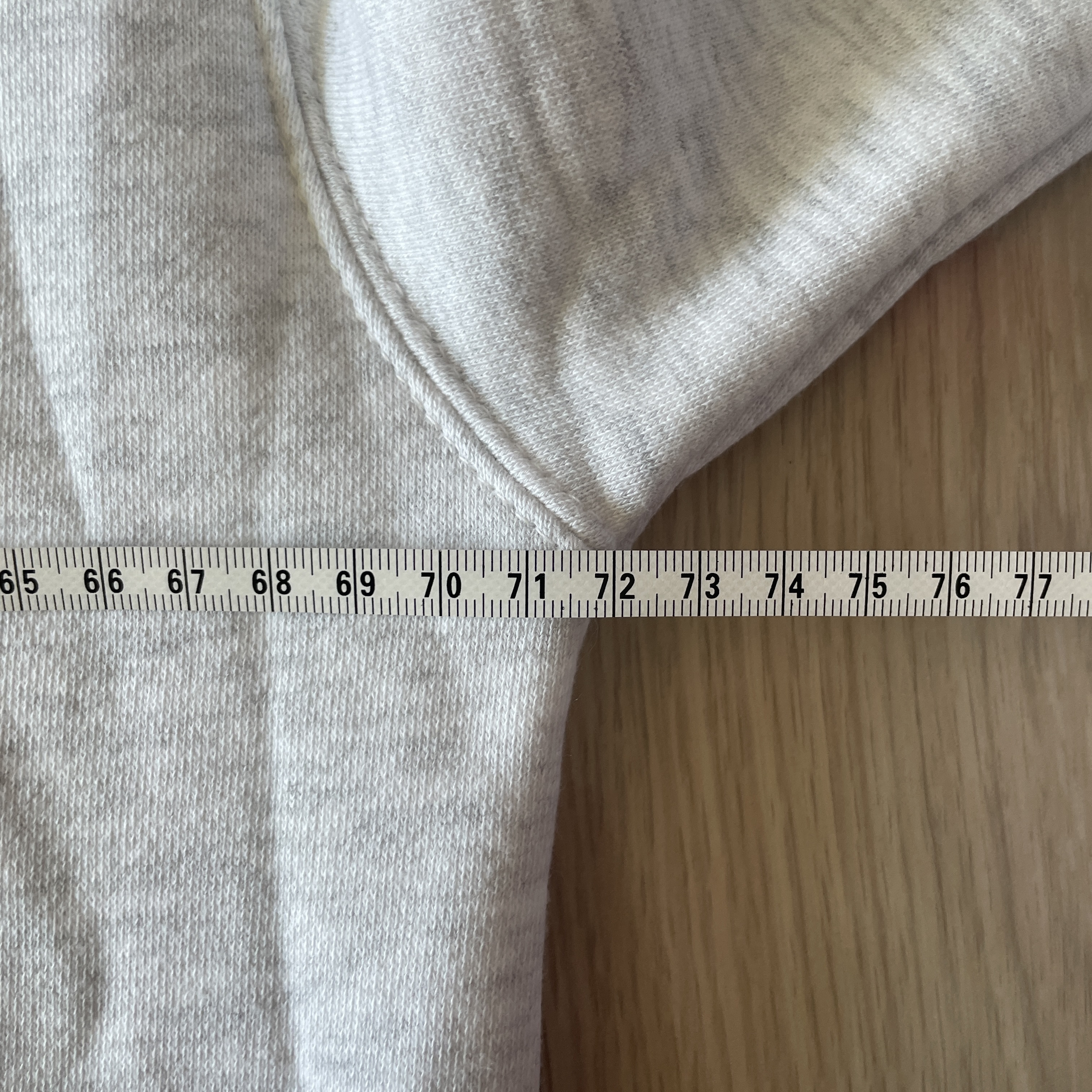 IAB Studio Hoodie Light Gray 착용 스타일 - 6