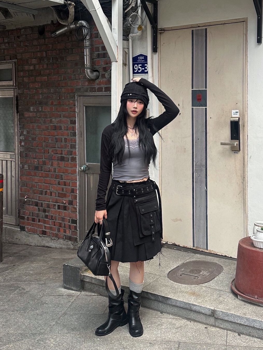 Vacant Archive Bajess Layered Skirt Belt Check Blue, Vacant Archive Bajess Layered Skirt Belt Check Red 착용 스타일