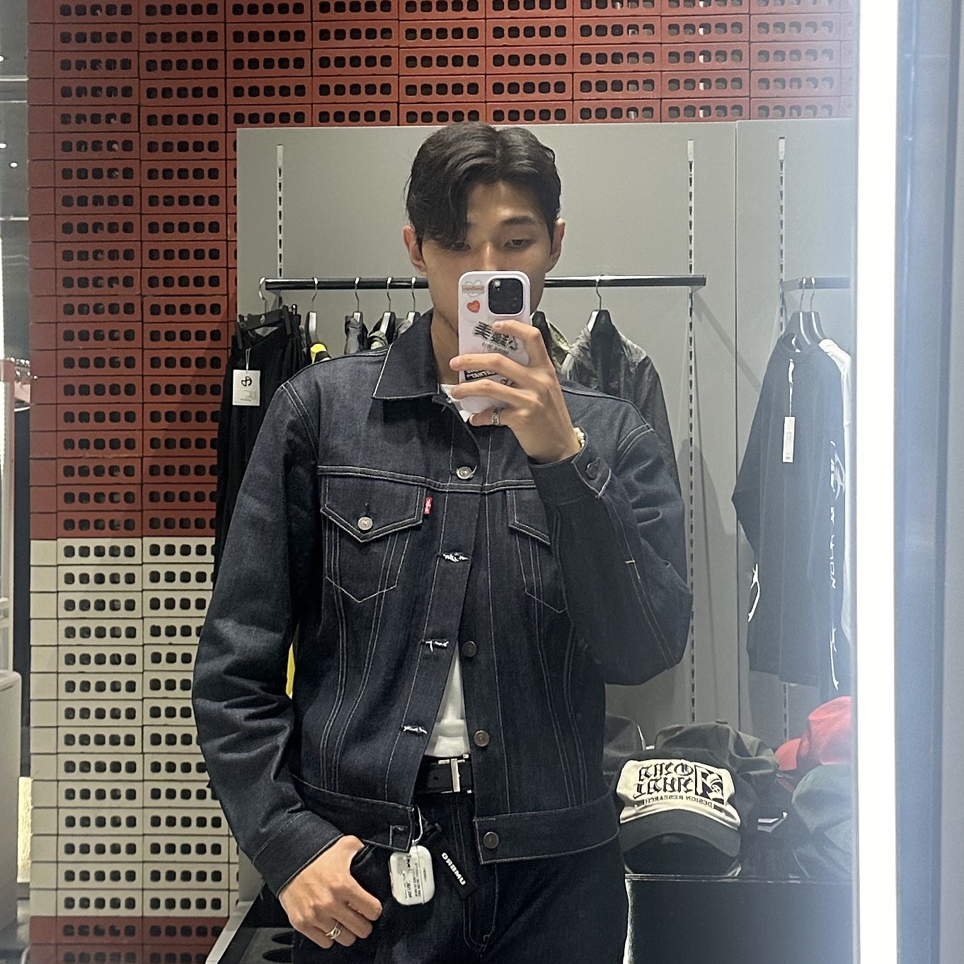Levi's LVC 1953 TYPE II Jacket Rigid Indigo 착용 스타일