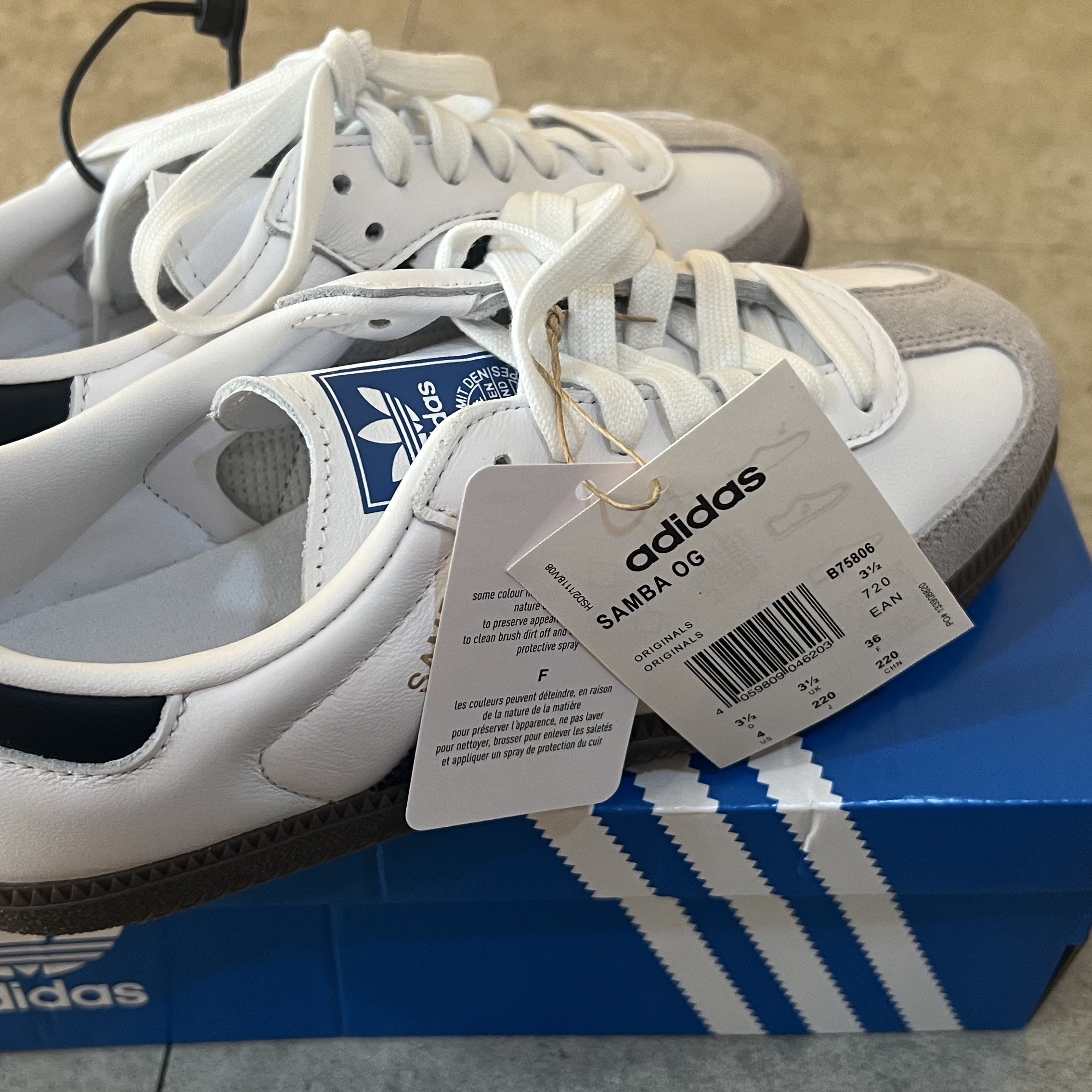Adidas Samba OG Cloud White 착용 스타일