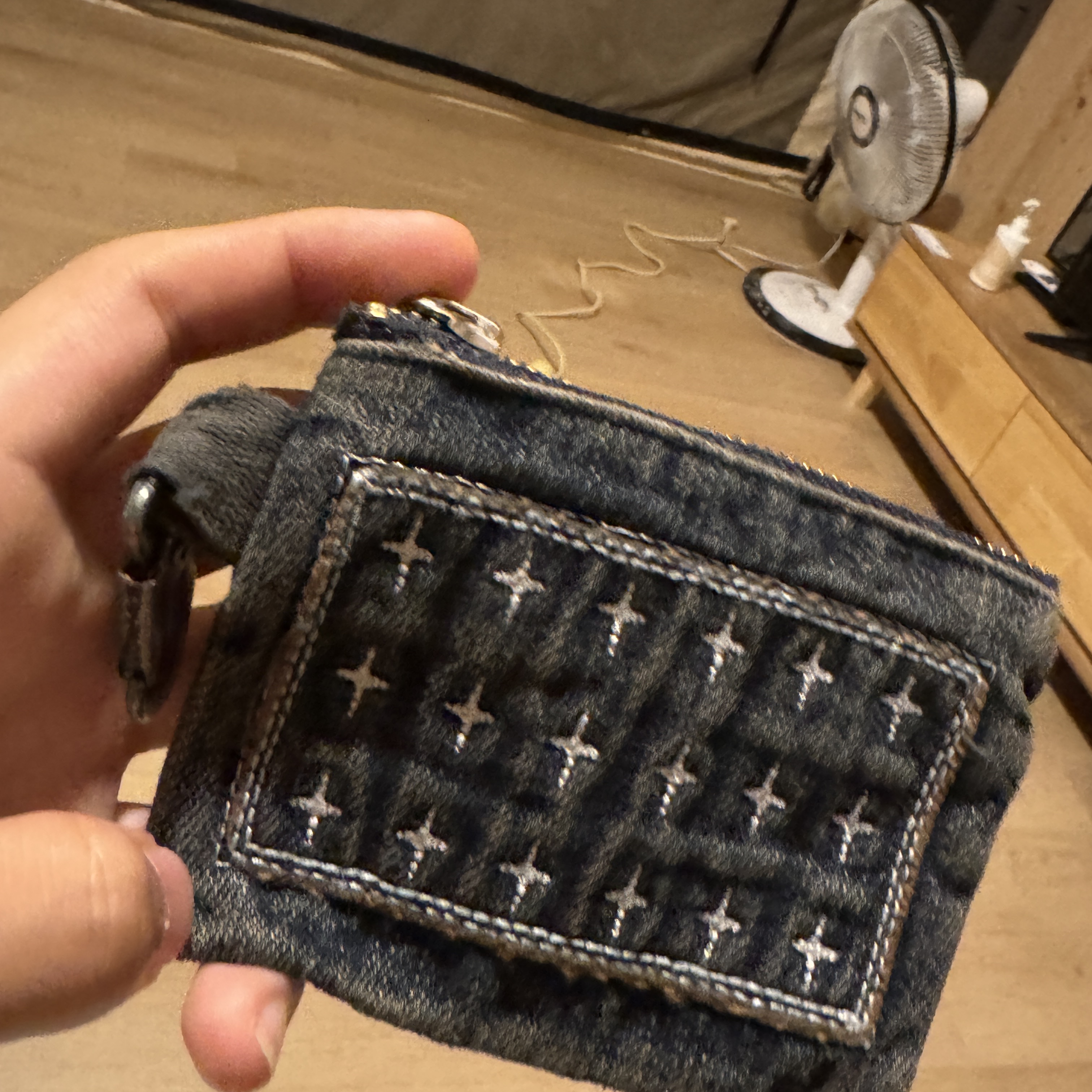 [KREAM 단독] Karactor Patchwork Denim Card Wallet Vintage Blue 착용 스타일