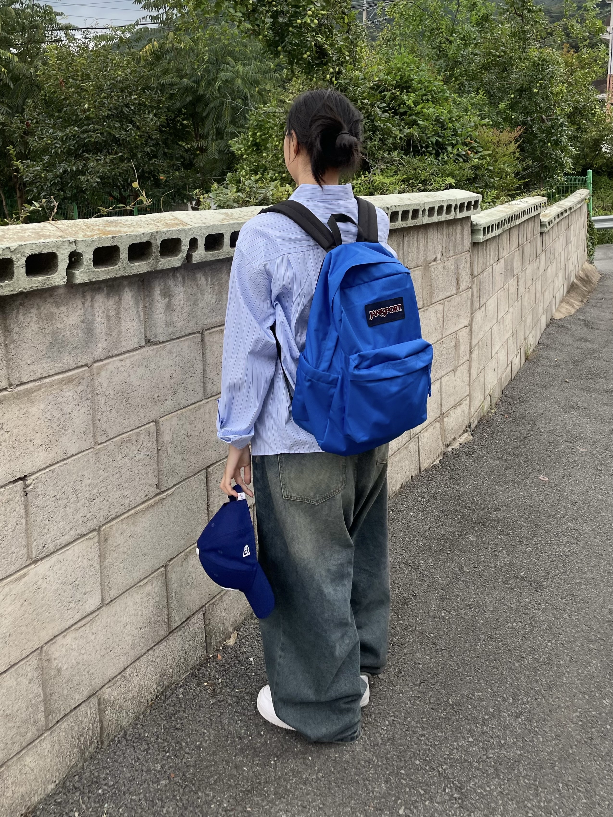 Jansport Superbreak Backpack Black, Nike Air Force 1 '07 Low White 착용 스타일 - 3