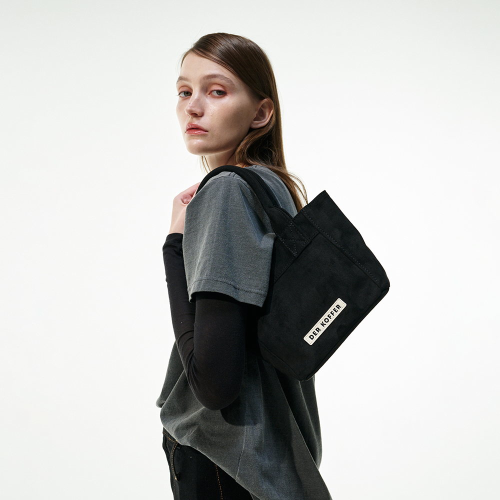 델 코퍼 쇼퍼 스웨이드 미니 블랙(Der koffer Shopper Suede Mini Black) - 3