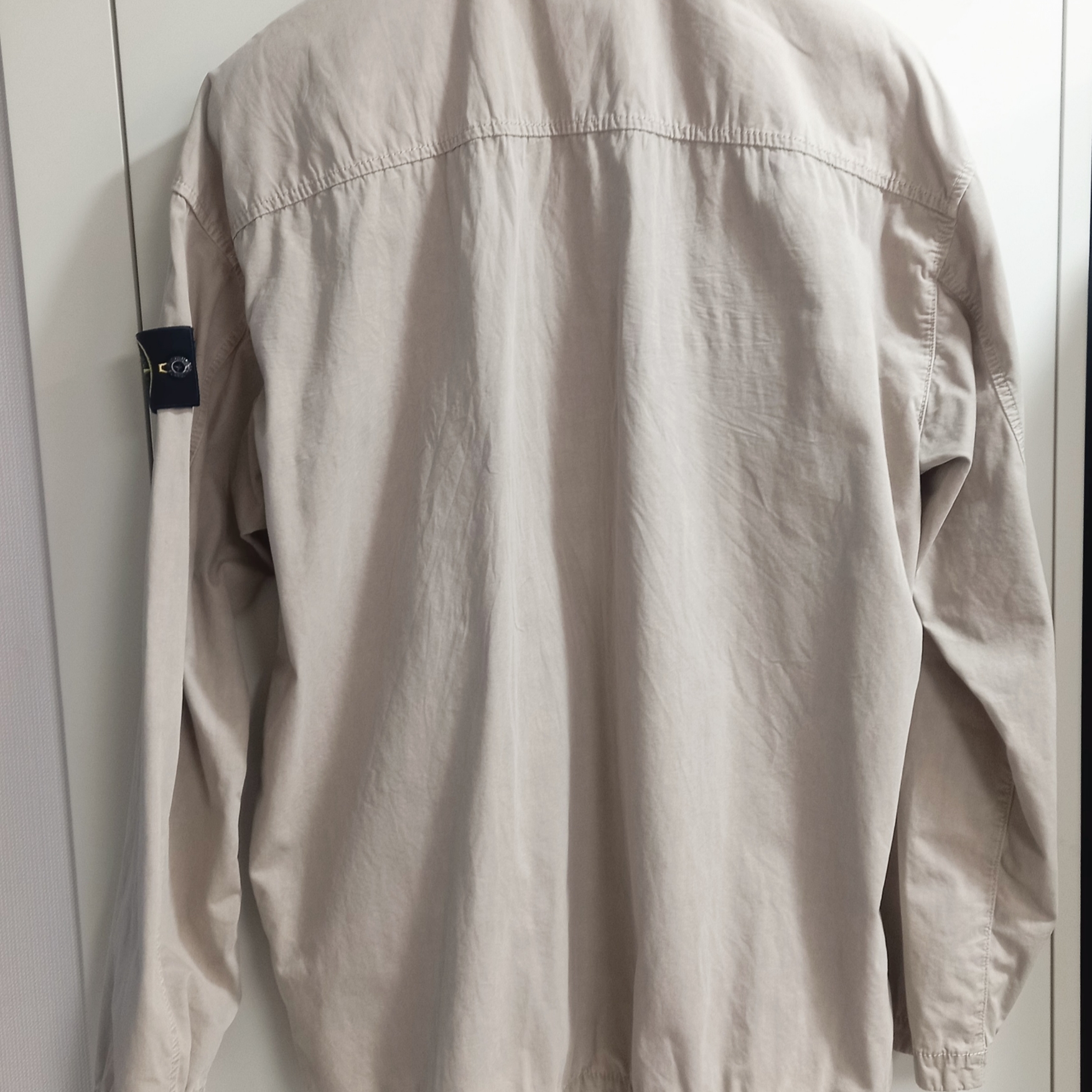 Stone Island 115WN Old Treatment Overshirt Dove Grey - 23SS 착용 스타일 - 7