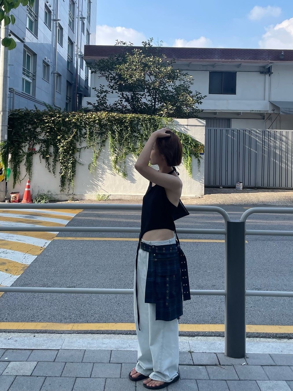 Vacant Archive Bajess Layered Skirt Belt Check Blue, Vacant Archive Bajess Layered Skirt Belt Check Red 착용 스타일